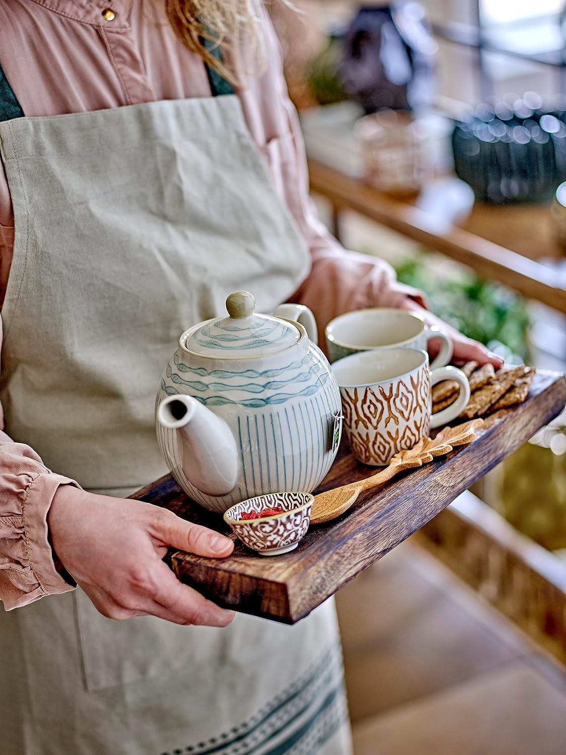 Bloomingville Maple 82058612 Teapot Stoneware in Blue with a Volume of 0.9 L Dimensions: 14 x 16 cm