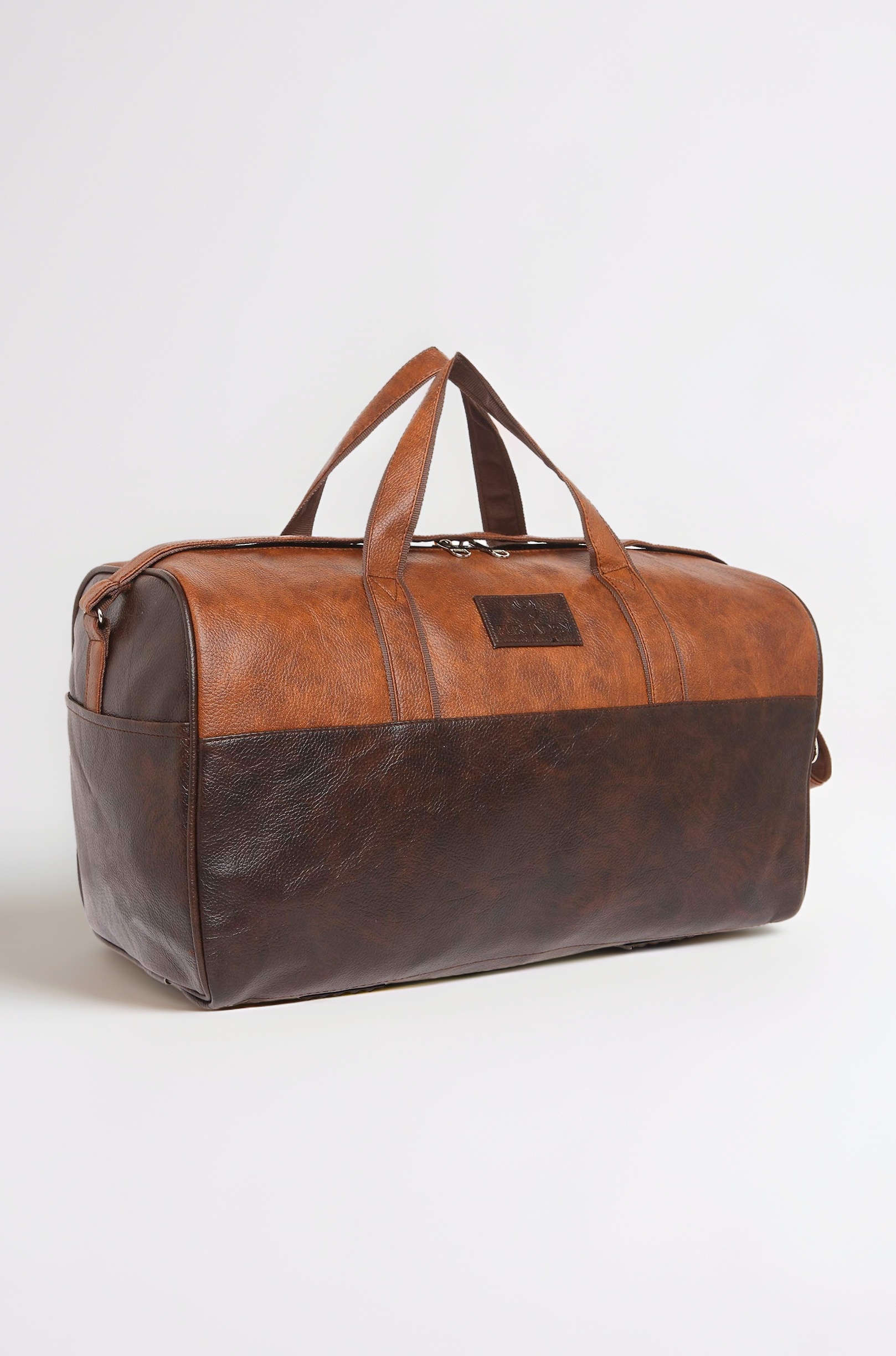 25L Travel Duffle Bag for Weekend Trip Cabin Luggage and Gym Sports Duffle for Men and Women