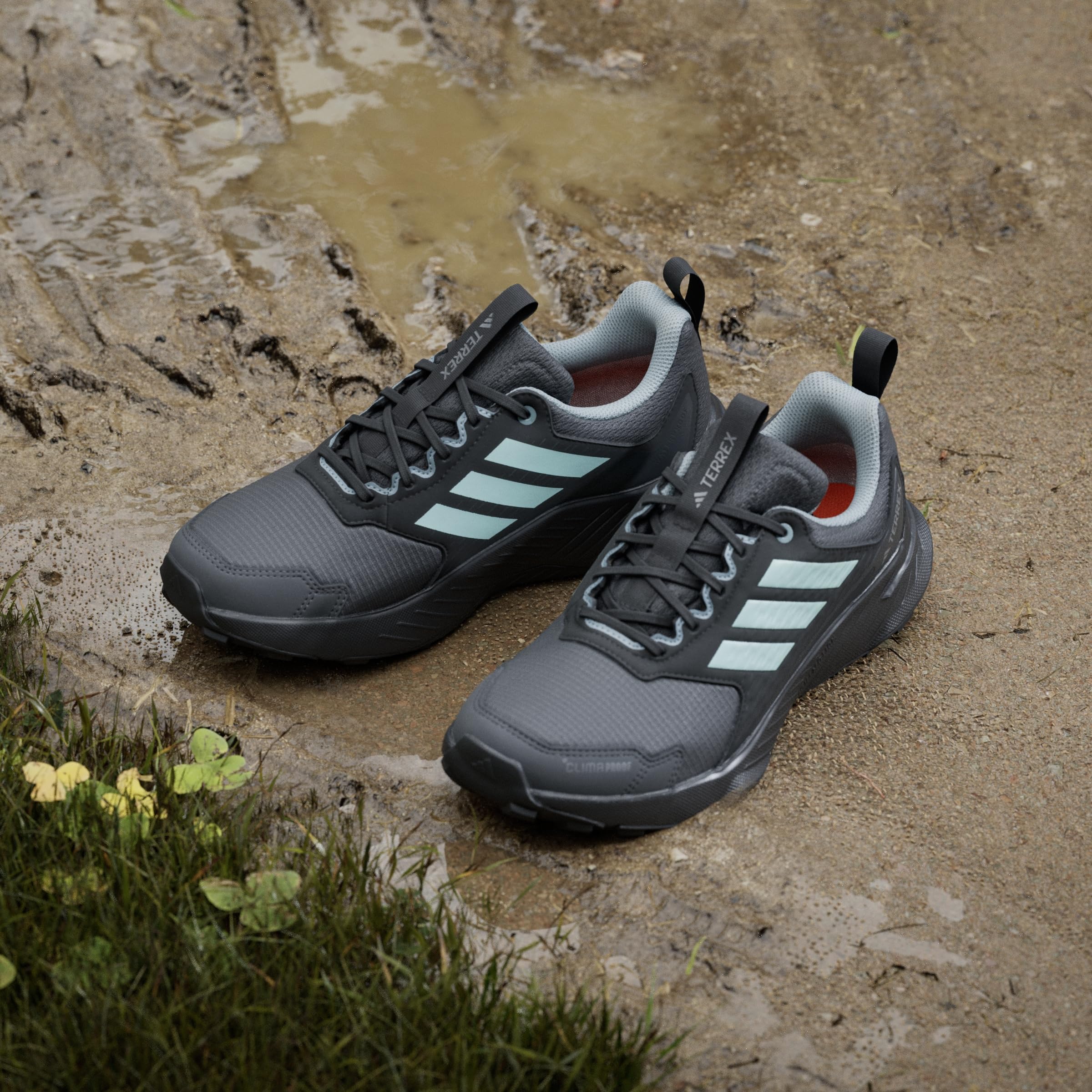 adidas Mujer Terrex Tracefinder 2 Climaproof Trail Running Shoes, Carbon/Semi Flash Aqua/Grey Six, 36 EU
