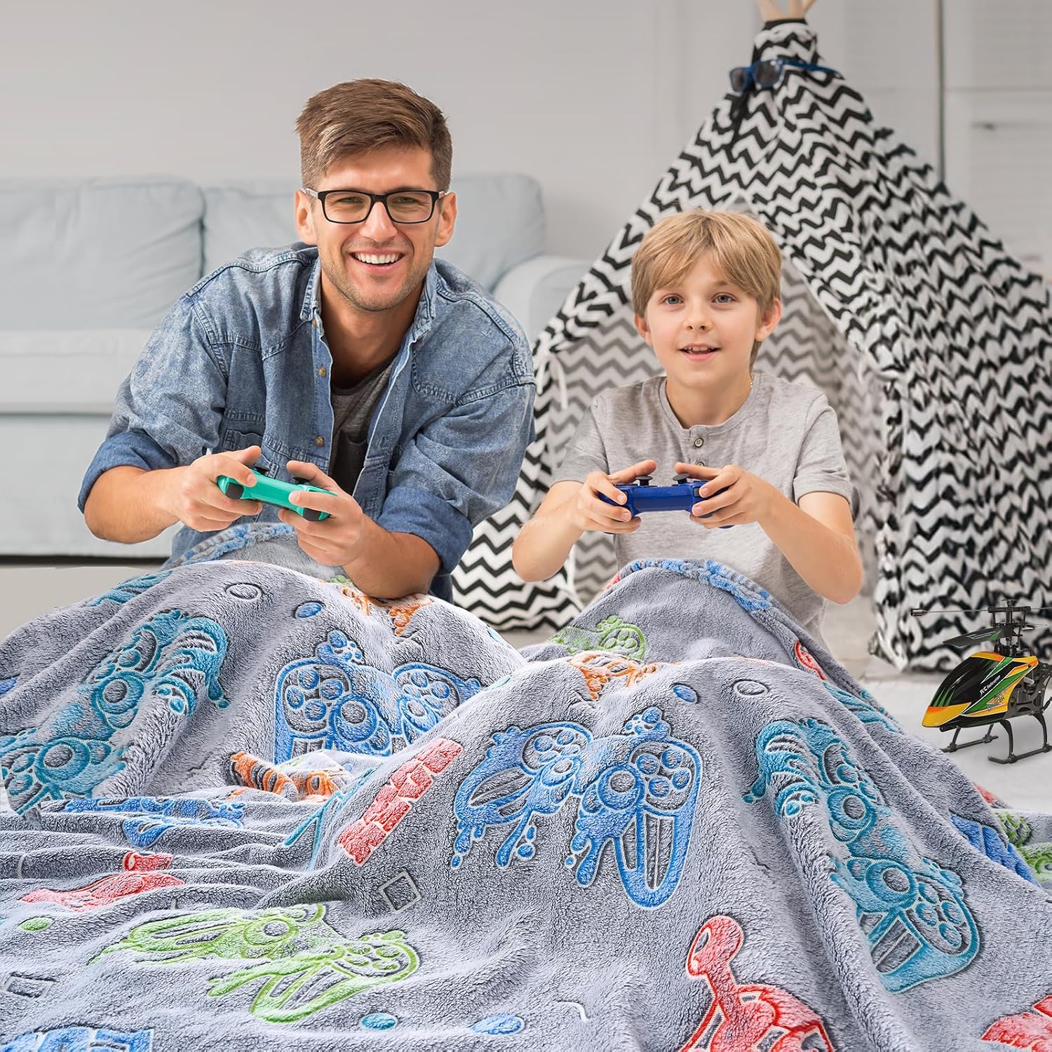 UOMNY Glow in The Dark Blanket for Boys,Soft Gaming Throw Blanket Kids,Game Controller Blankets for Couch, Luminous Blanket Grey 50 x 60 inch