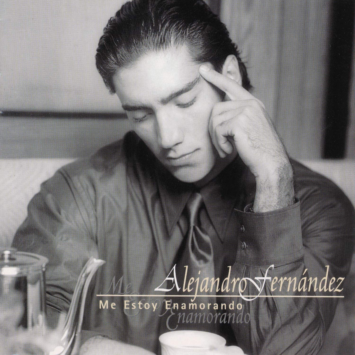 Me Estoy Enamorando [Audio CD] Fernandez, Alejandro