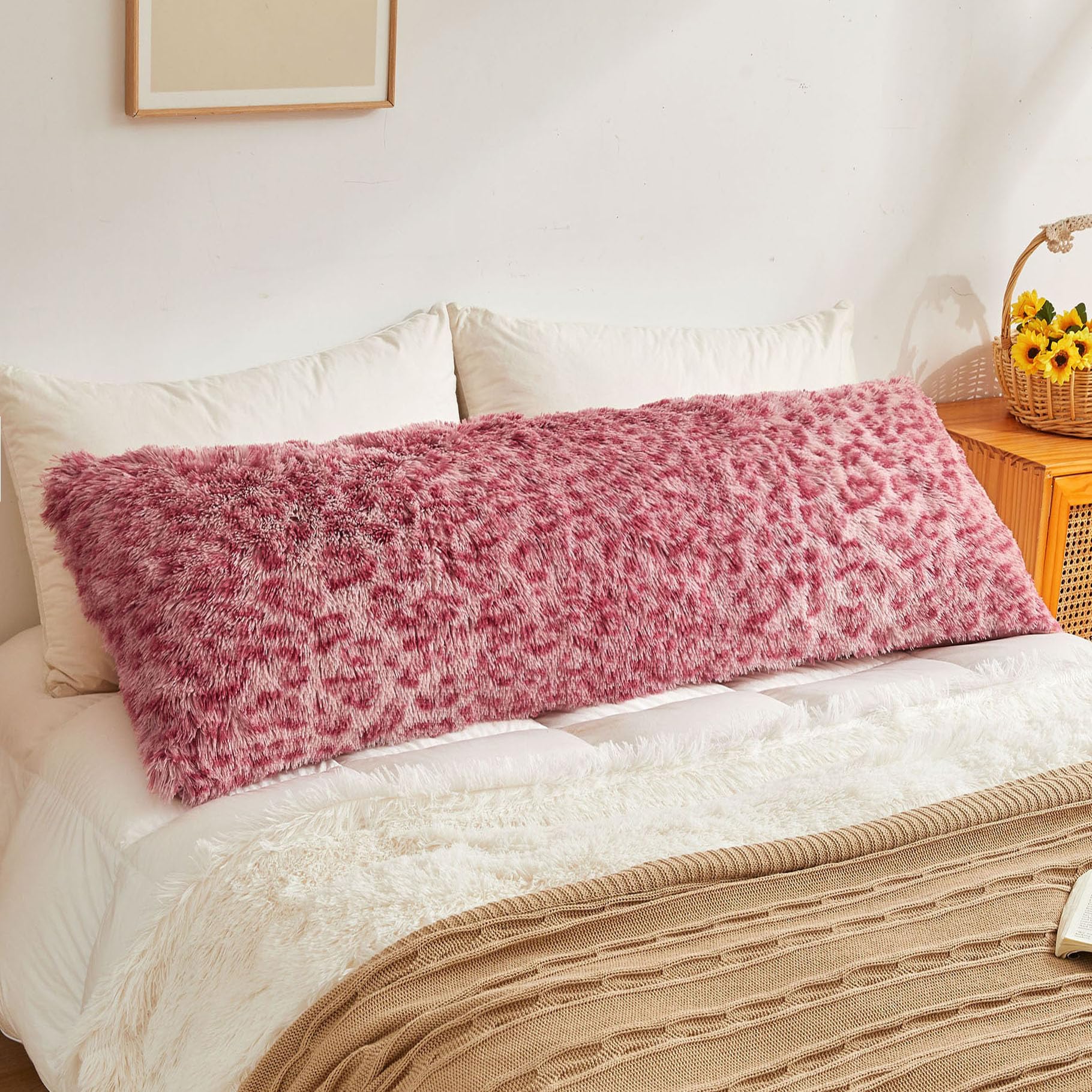 XeGe 20x54 Fluffy Cheetah Print Body Pillow Cover, Leopard Print Plush Fuzzy Faux Fur Body Pillowcase with Zipper, Farmhouse Shaggy Furry Long Pillow
