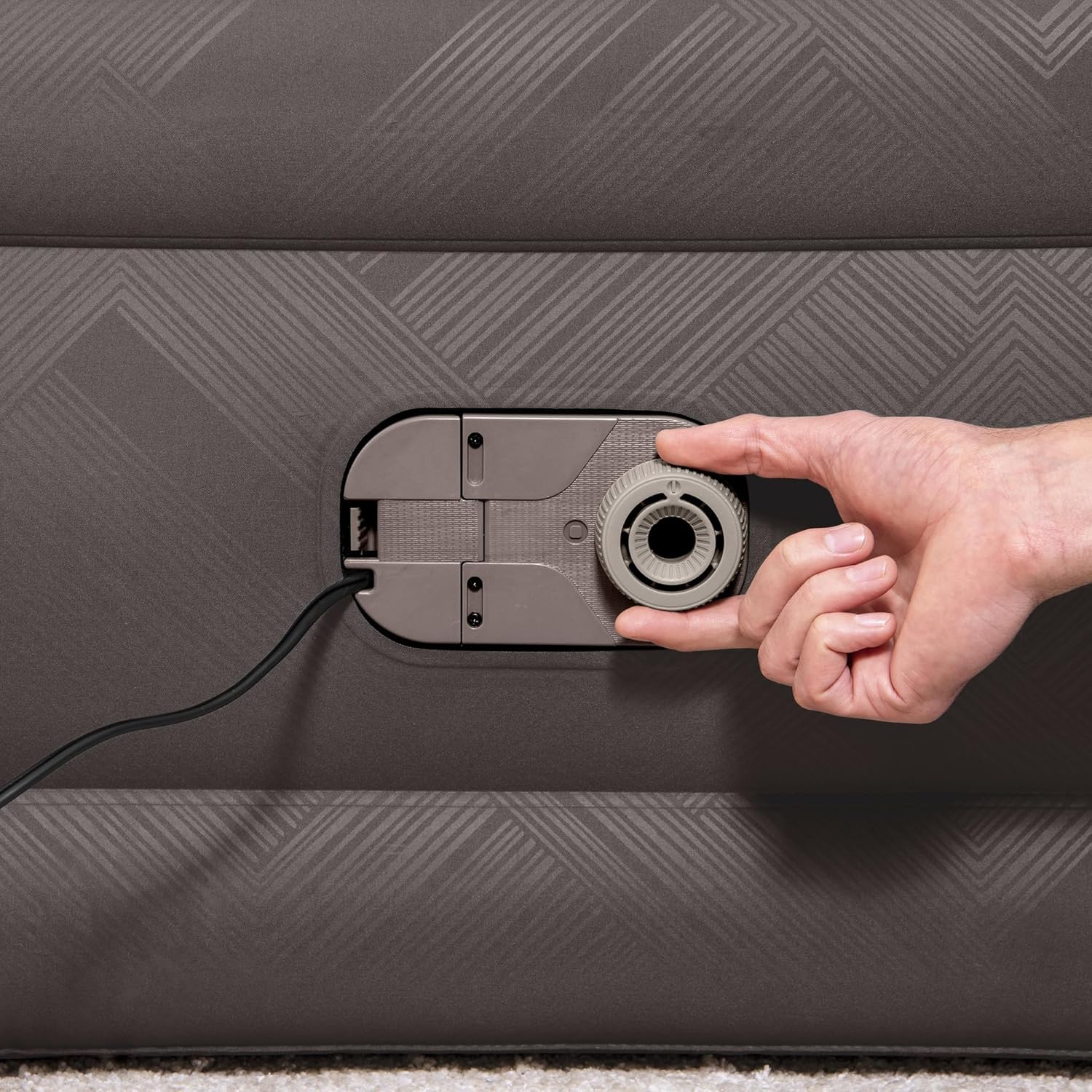 Bestway: Tough Guard 14" Air Mattress - Queen - Built-in A/C Pump, Inflatable Indoor Airbed, Wave Beam Construction, Storage Carry Bag, Luxe Surface