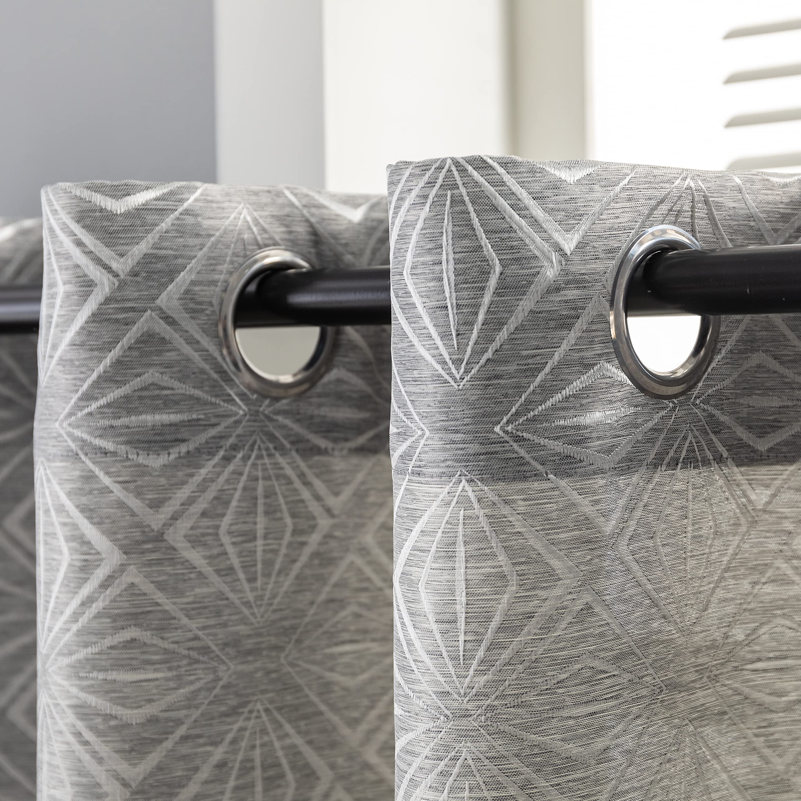 GIRASOLE HOME Coppia Tende Jacquard Semi Oscuranti Fantasia Rombi Tenda Filtrante per Soggiorno Camera e Interni 2 Pannelli con Occhielli (140x235cm, Grigio)