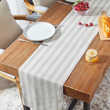 JINCHAN Striped Table Runner: Rustic Charm Meets Modern Elegance