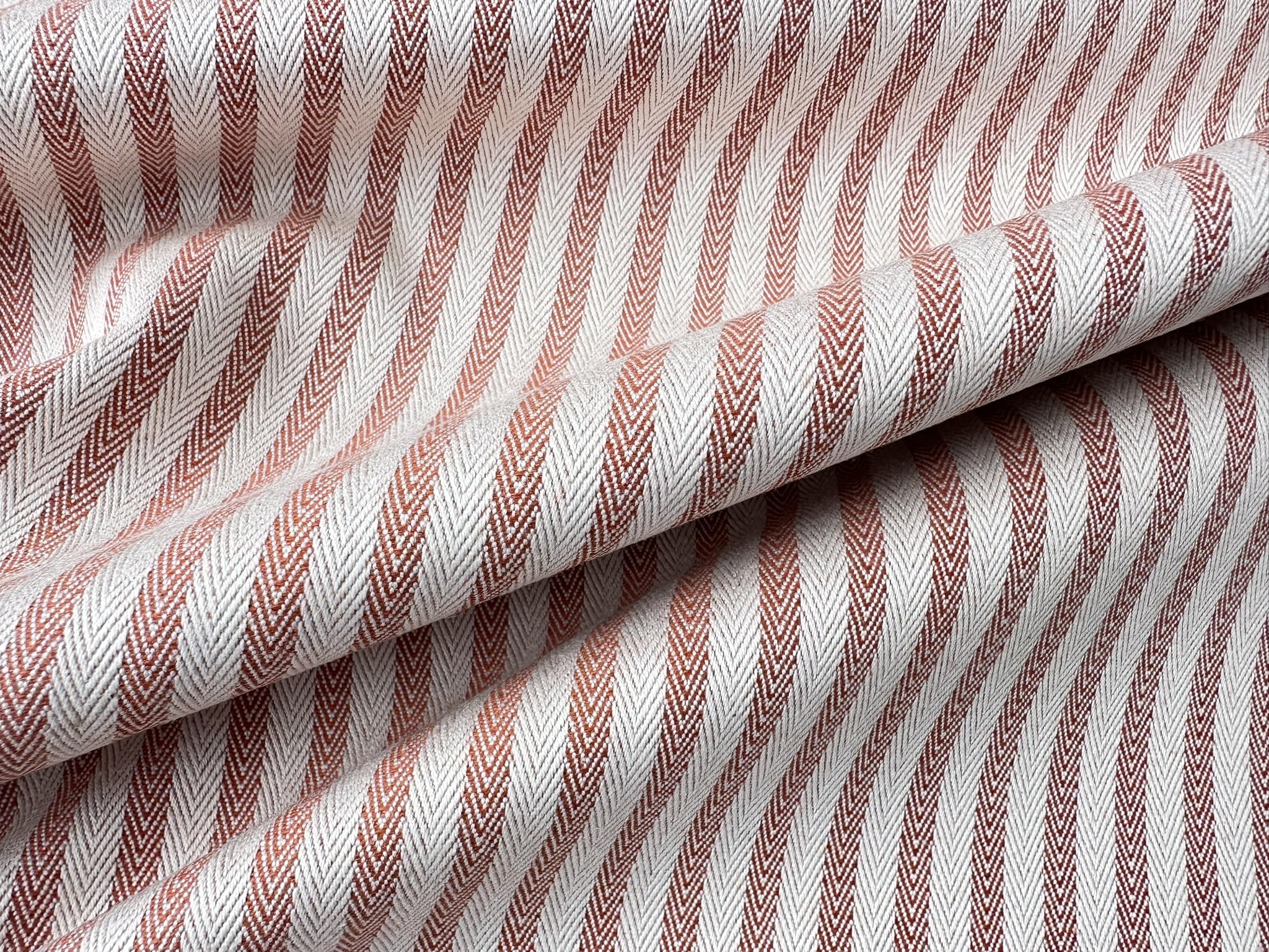 Tissu à chevrons effet lin 5 mm pour coussin à rayures crème pour décoration d'intérieur - 328 cm extra large - Vendu au mètre - Terre cuite