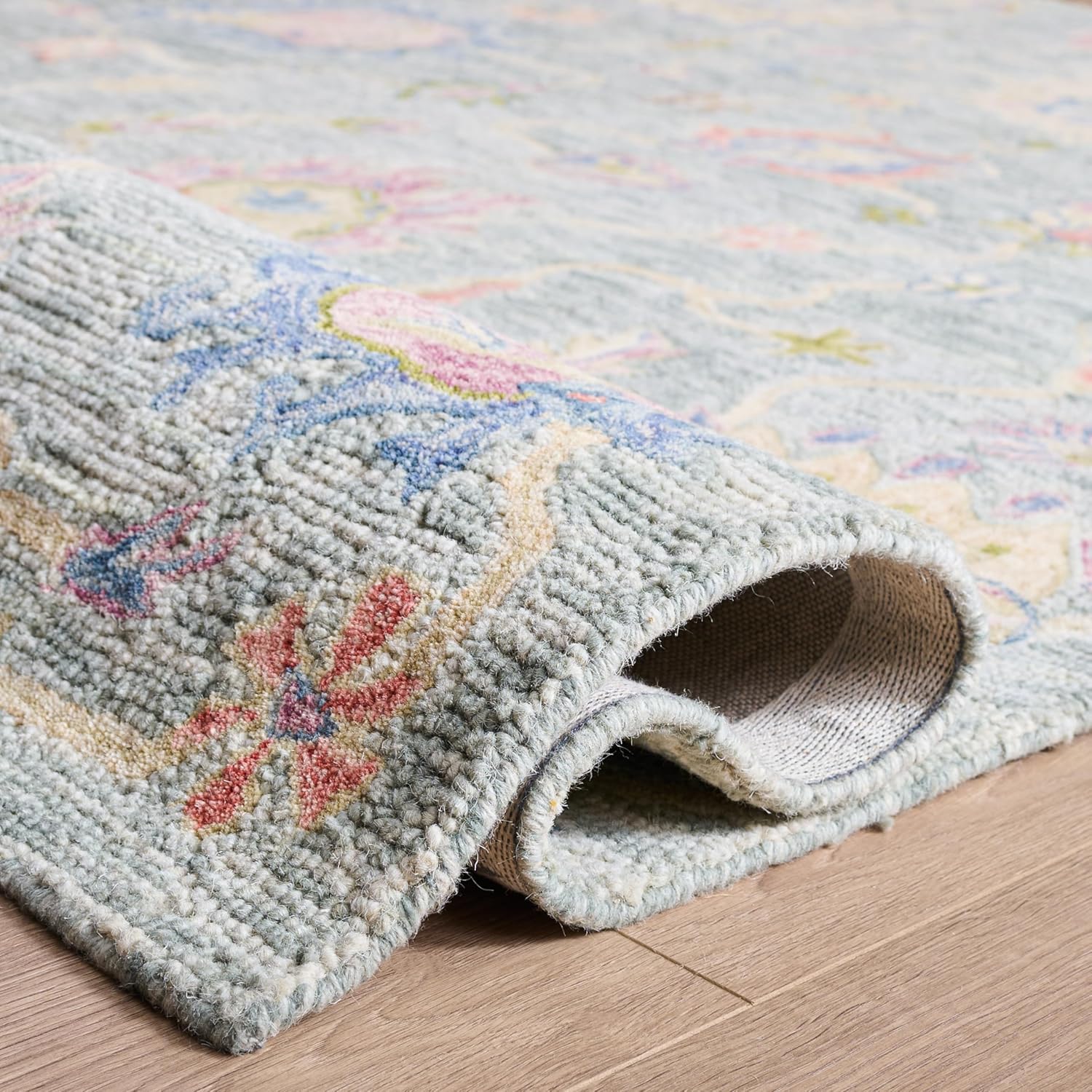 SAFAVIEH Metro Collection Runner Rug - 2'3" x 8', Blue & Ivory, Floral Design, Handmade Wool, Ideal for The Living Room, Bedroom, Dining Room (MET225M-28)
