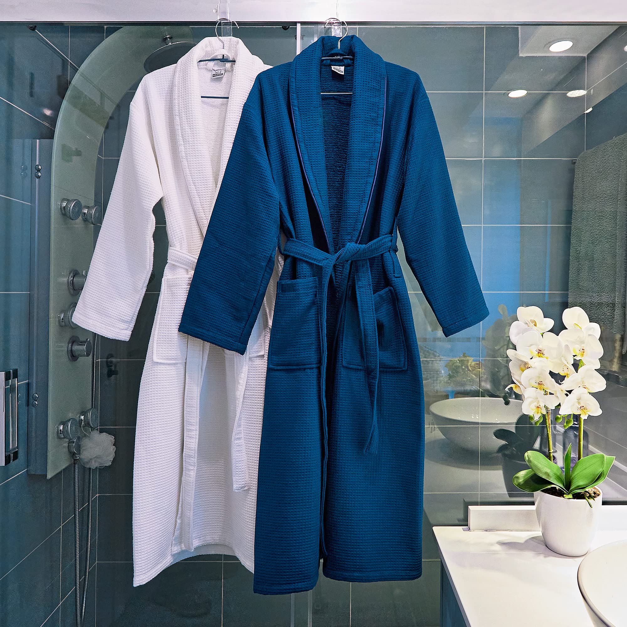 WELL HOME MOBILIARIO & DECORACIÓN bathrobe