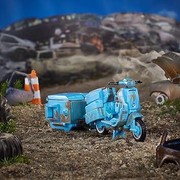 Transformers MV5 Deluxe Earth with Weapons Action Figure