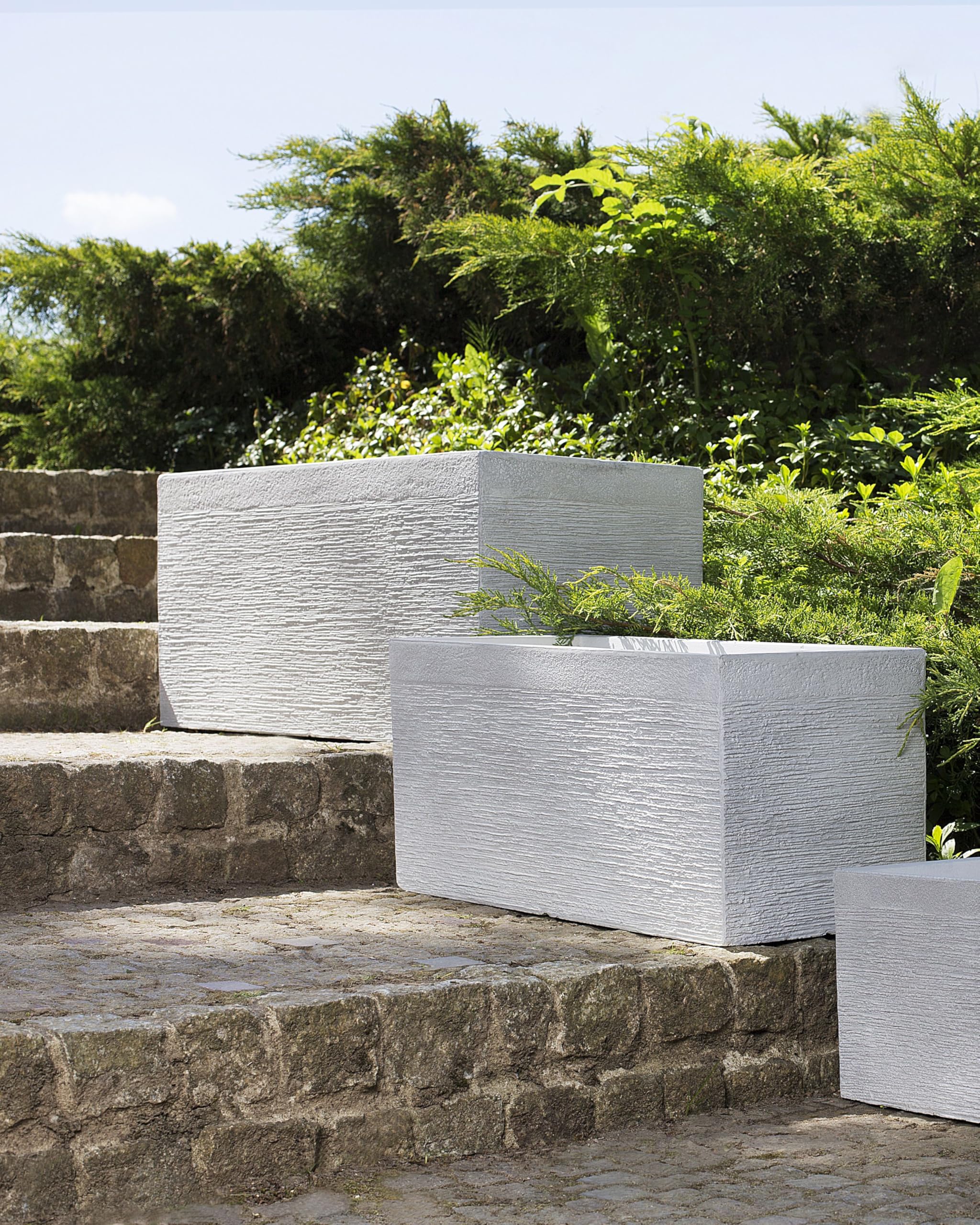 Beliani Maceta de Fibras de Arcilla Blanca 80 x 37 x 38 cm para Interior y Exterior Rectangular Myra