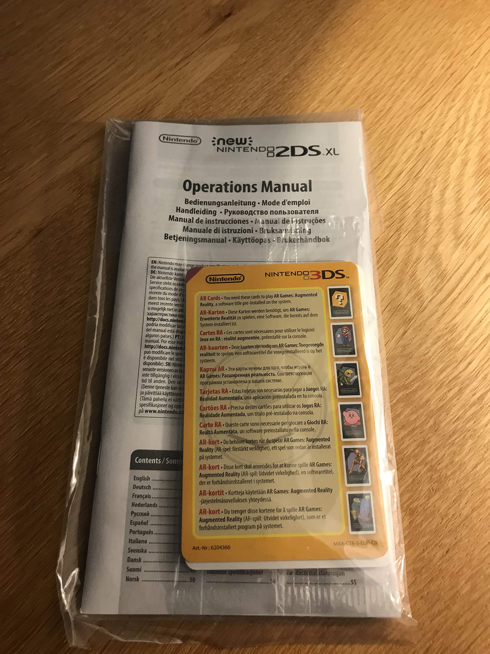 Nintendo New 2DS XL- Konsole Weiß/Lavendel + Tomodachi Life