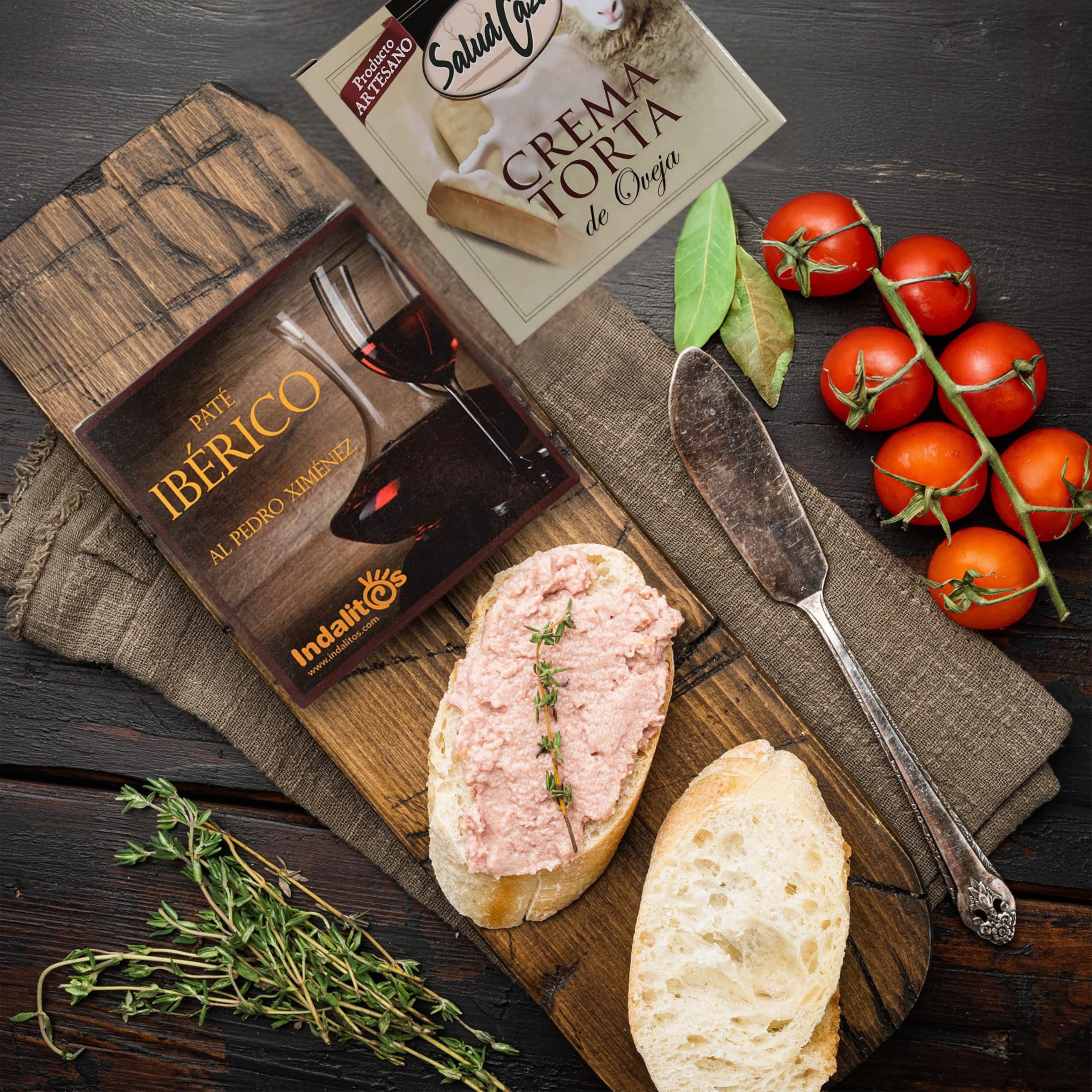 UNIVERSO GOURMET Präsentkorb Geschenkbox mit Rotwein 75 cl, Olivenöl, Chorizo, Salchichón, Paté, Schafskäsecreme & Picos