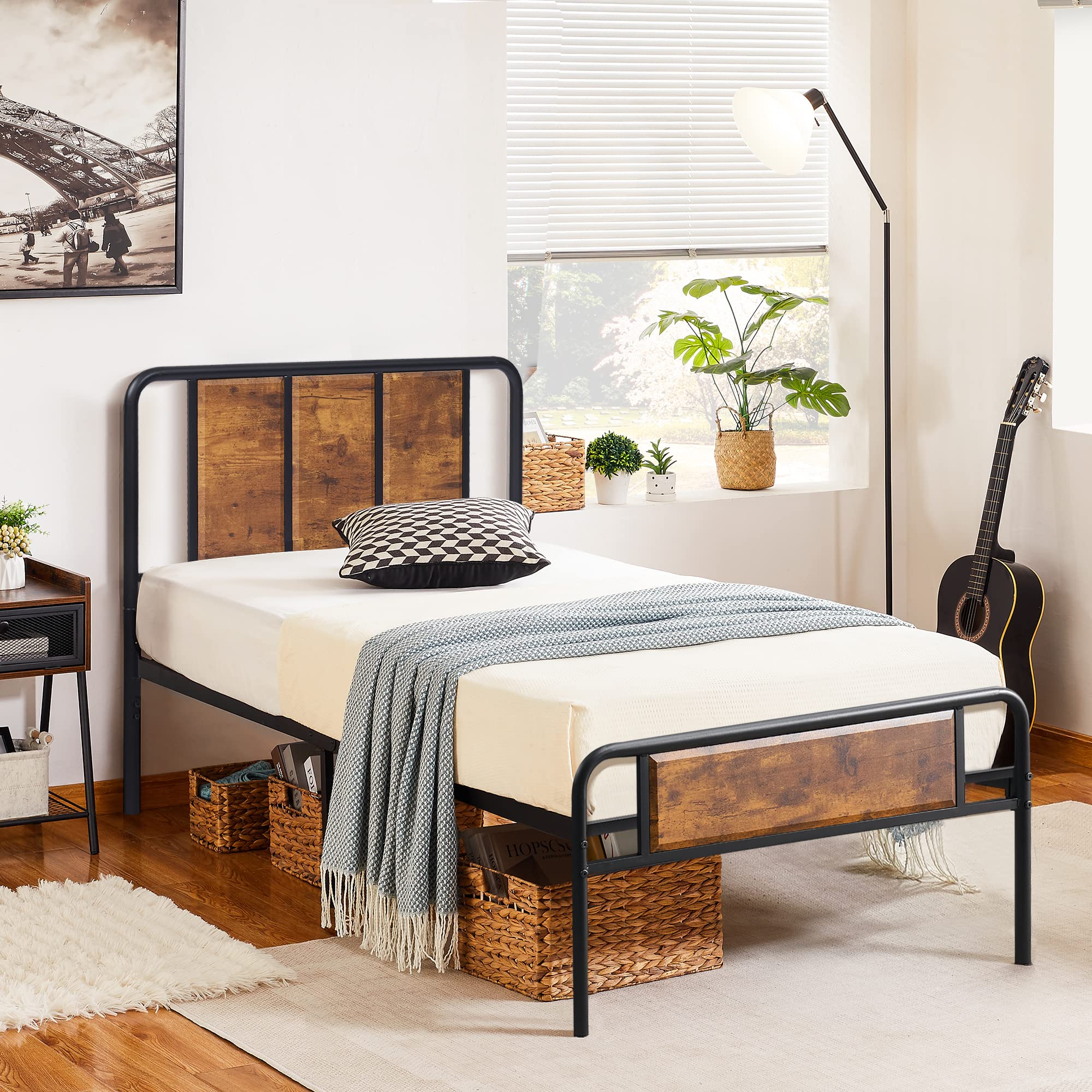 Snapklik.com : VECELO Twin Size Bed Frame Metal Platform