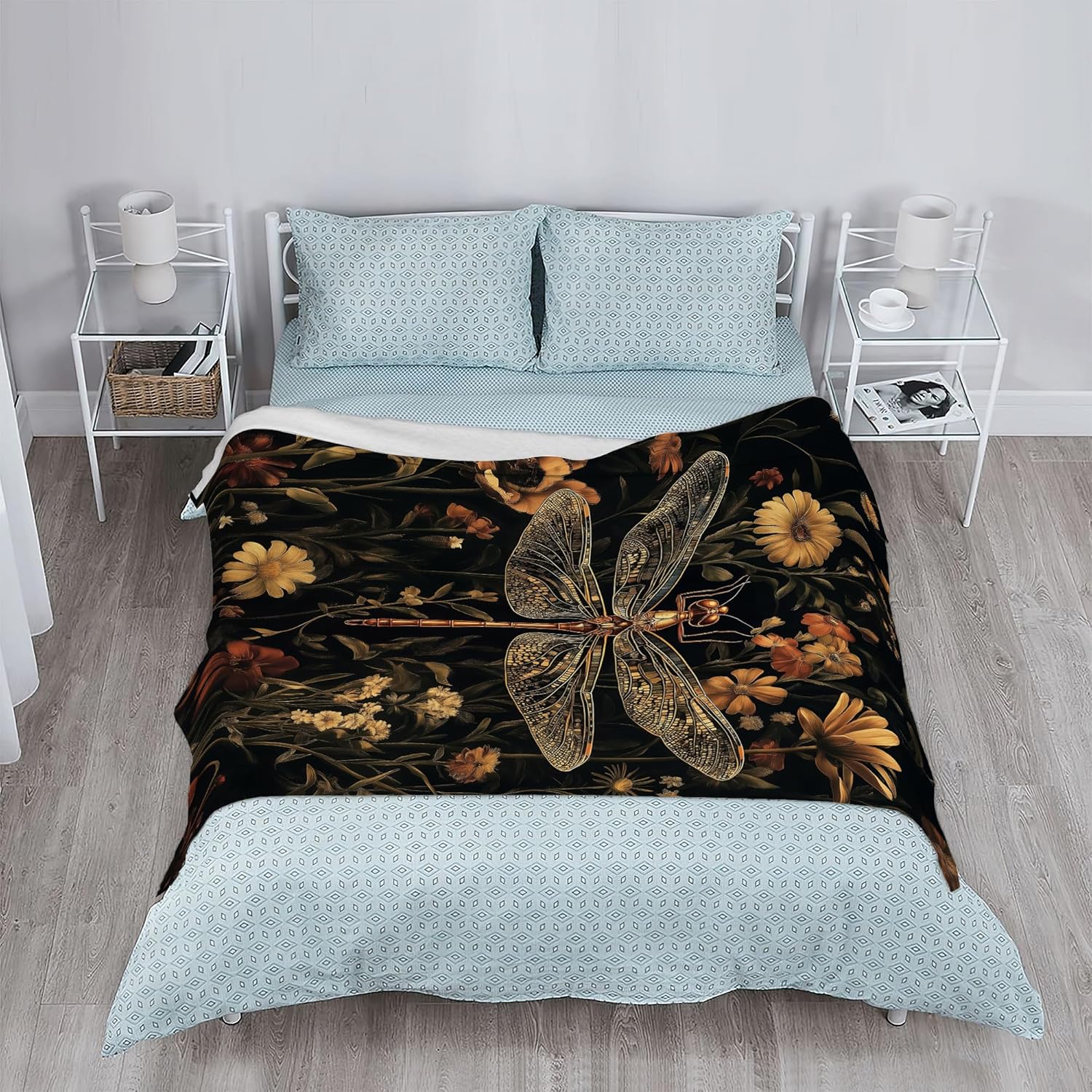 Retro Dragonfly Sofa Throw Blankets,Rustic Forest Wildflowers Soft Cozy Fuzzy Lightweight Travel Blanket,Flannel Fleece Fall Throw Blanket for Couch,Bed,Camping,Movie Nights,Watching TV 60 X 80 Inch