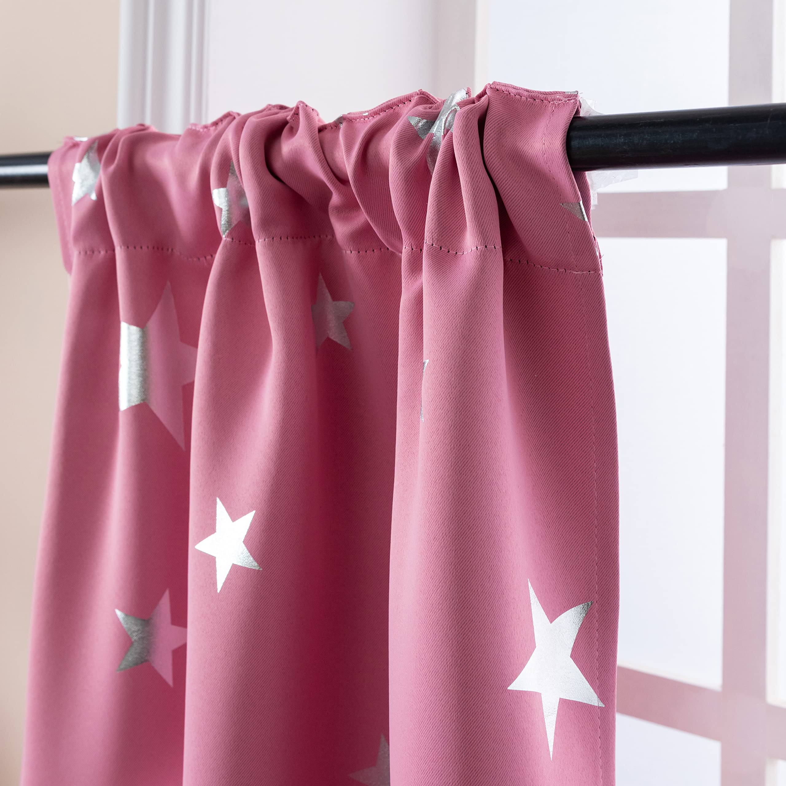 GIRASOLE HOME® Coppia Tende Oscuranti Morbide Fantasia Stelle Argentate Tenda Morbida per Interni con Tasca e Passanti Nascosti 2 Pannelli (Rosa, 70x145cm)