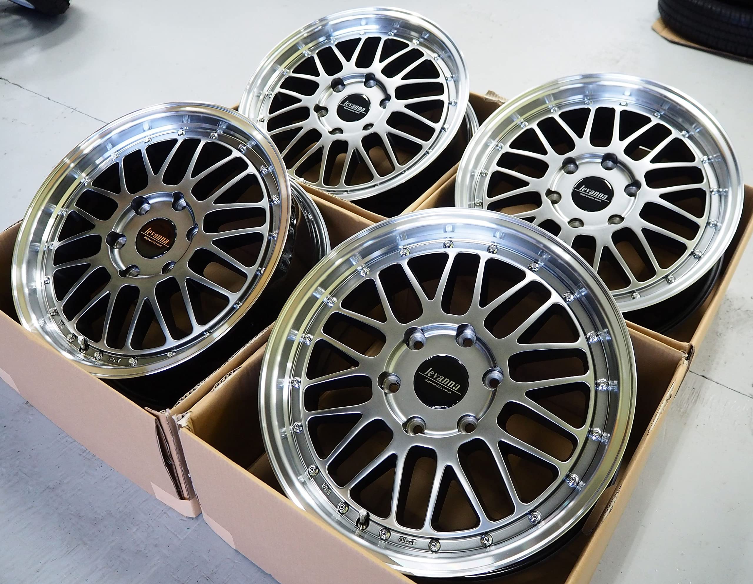 HYPER カーボンホイール 黒 ディープリム 中華カーボンホイールで迷ったらELITEWHEELSだ！ | ひとりロード