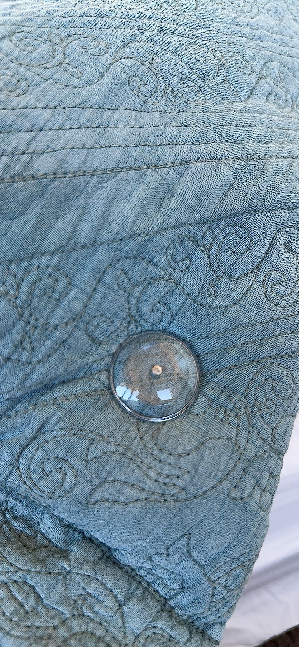 Bed pins, doona Clips, Duvet Grippers, Quilt Fasteners