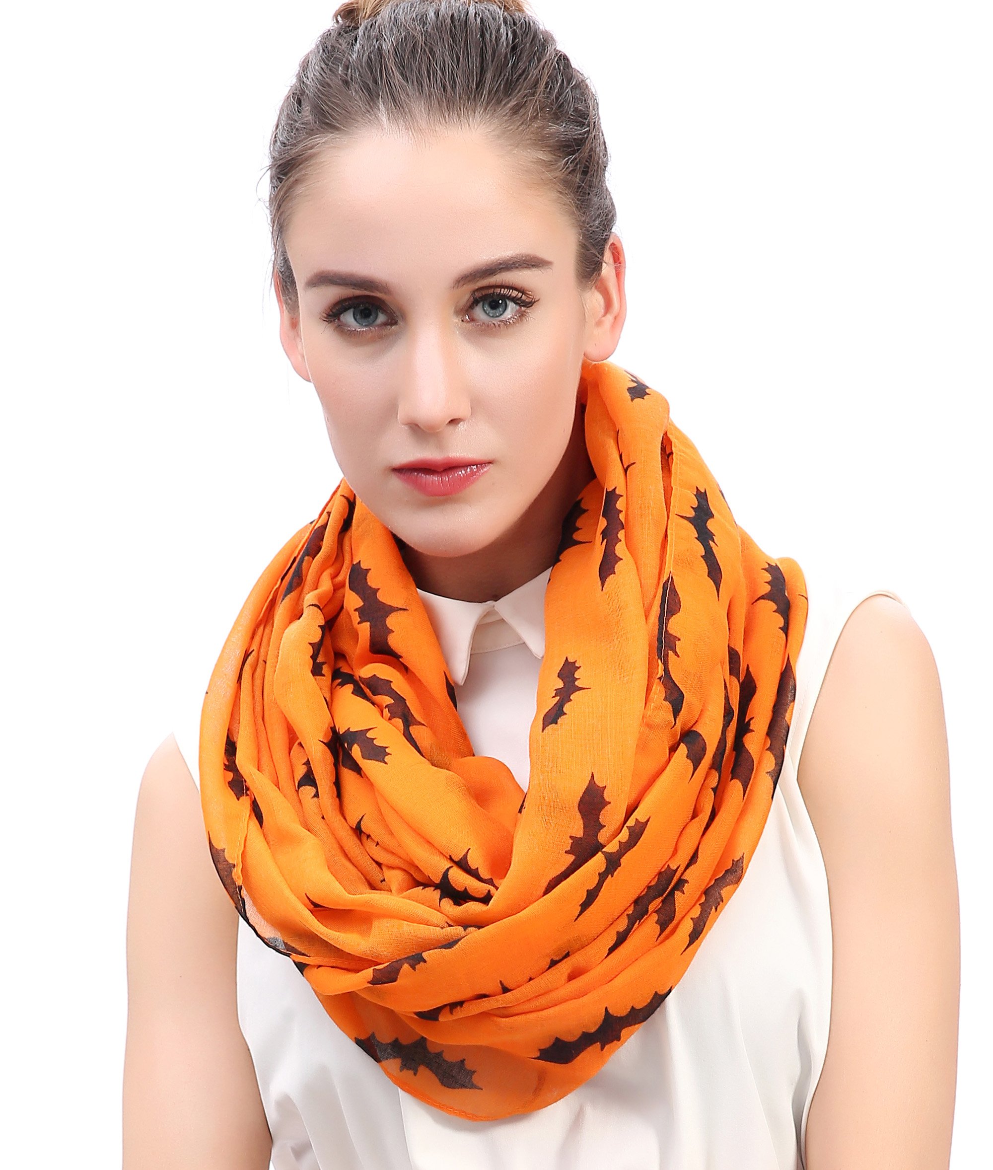 Lina & Lily Women's Orange Halloween Bats Print Lightweight Snood Scarf (Orange)