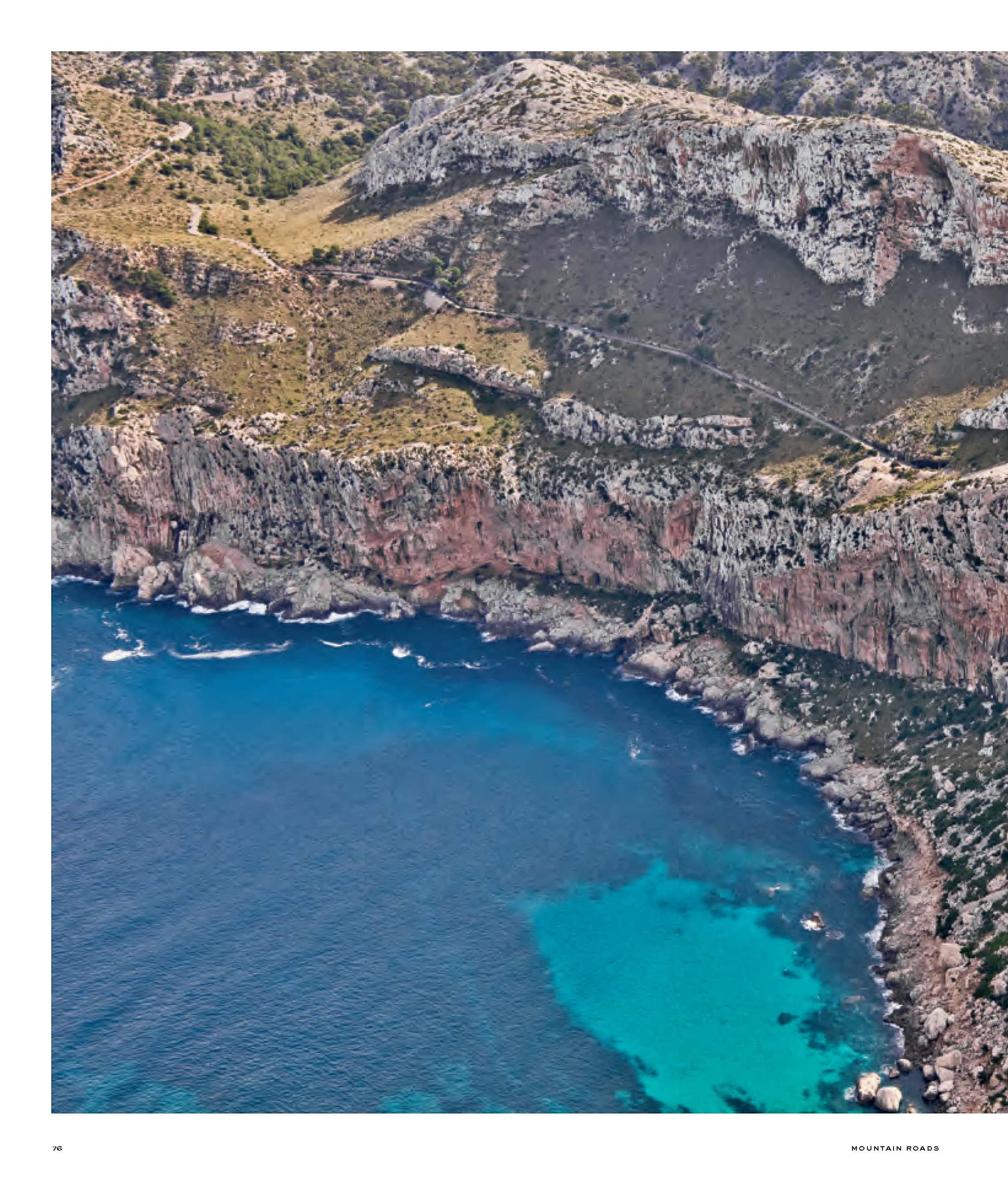Mountain Roads: Aerial Photography. Traumstraßen der Welt / Dreamroads of the world