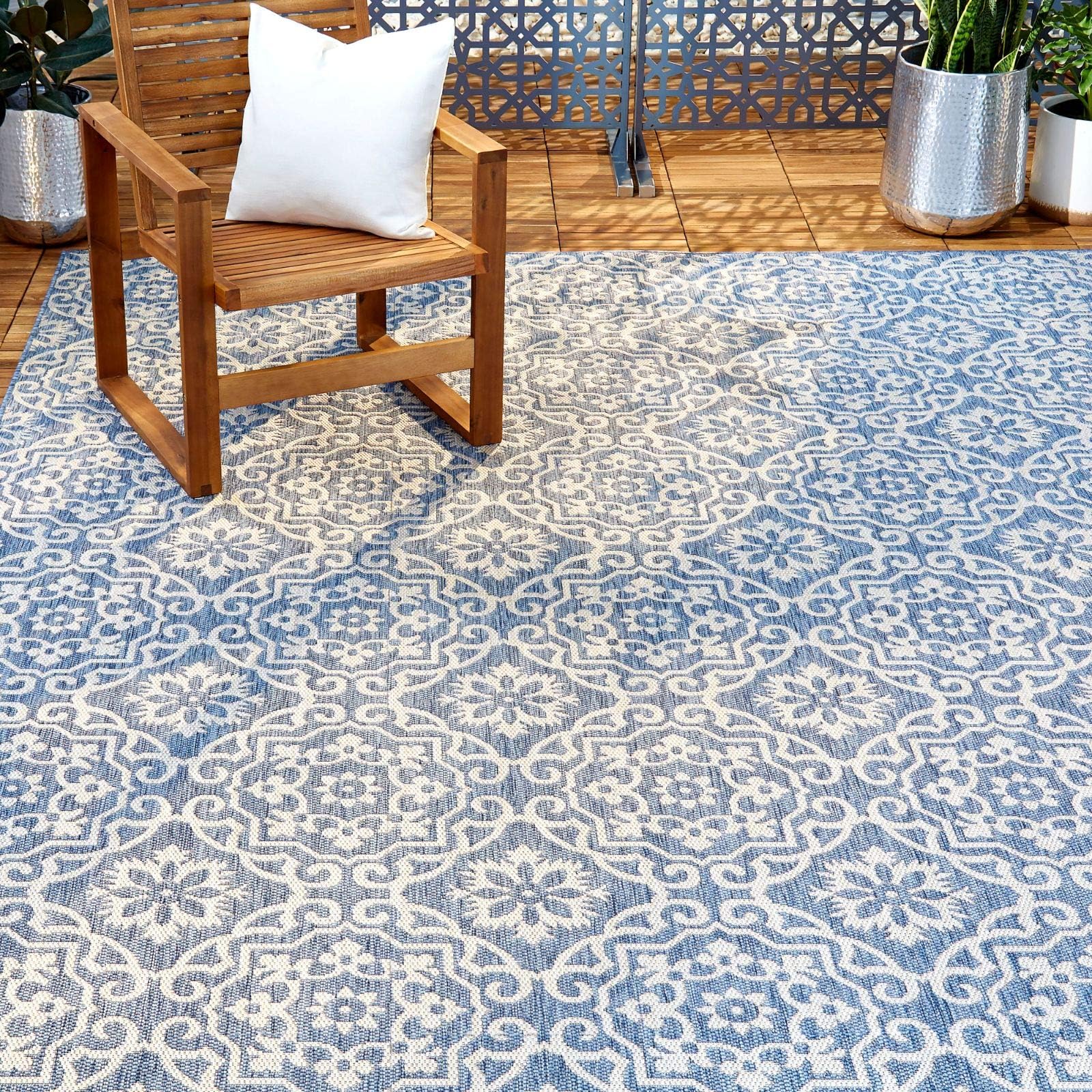 Patio Country Danica Transitional Geometric Indoor/Outdoor Area Rug, Blue/Grey, 5'2"x7'2"