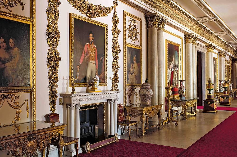 バッキンガム宮殿 ロイヤル・アンティーク・コレクション | アシュリー