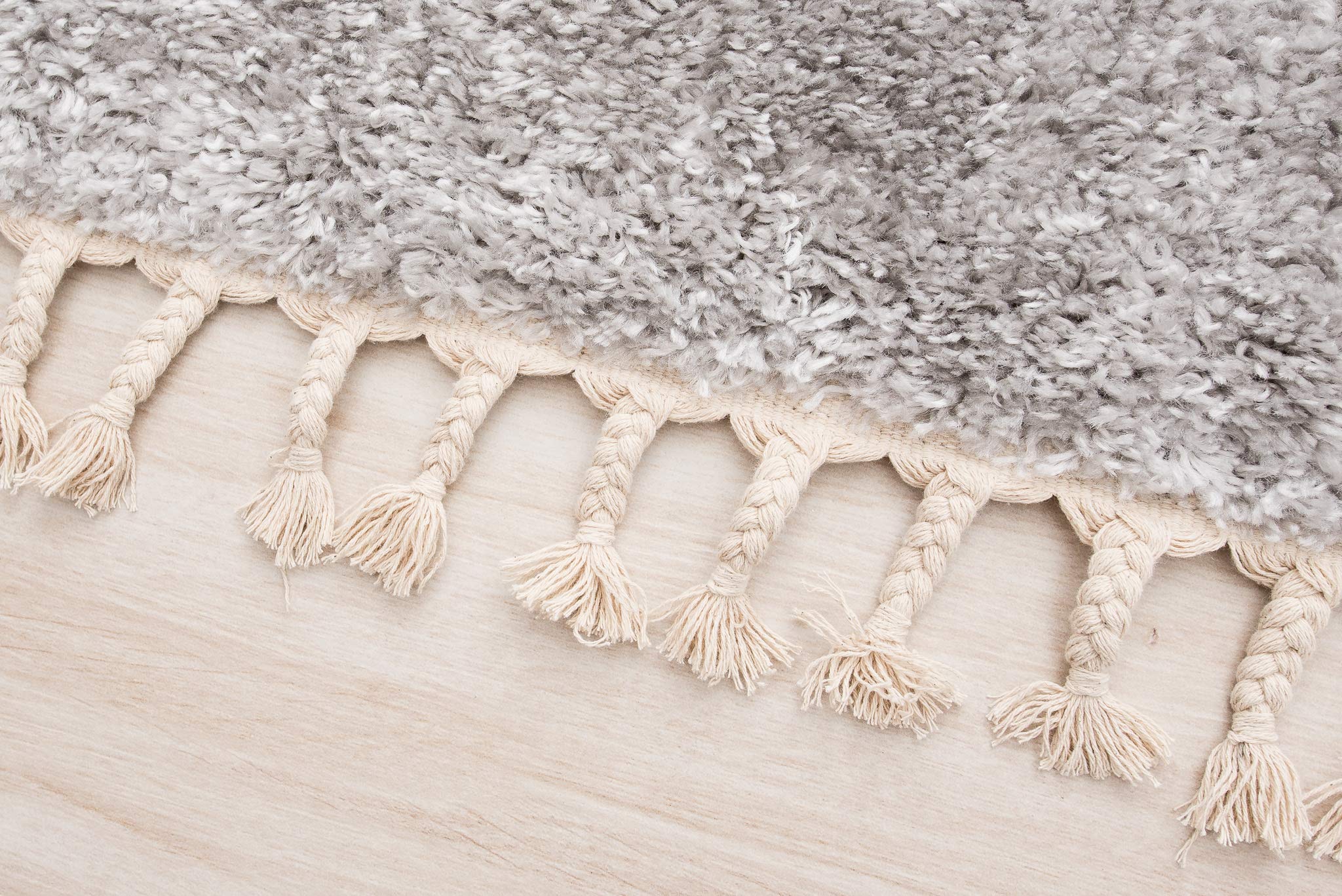 TAPISO Versay Fringes Tapis de Passage Tapis Couloir Long Entrée Salon Chambre Descente de Lit Ado Design Moderne Gris Motif Uni Franges Tresses Shaggy Poils Longs Epais Super Doux 80 x 350 cm