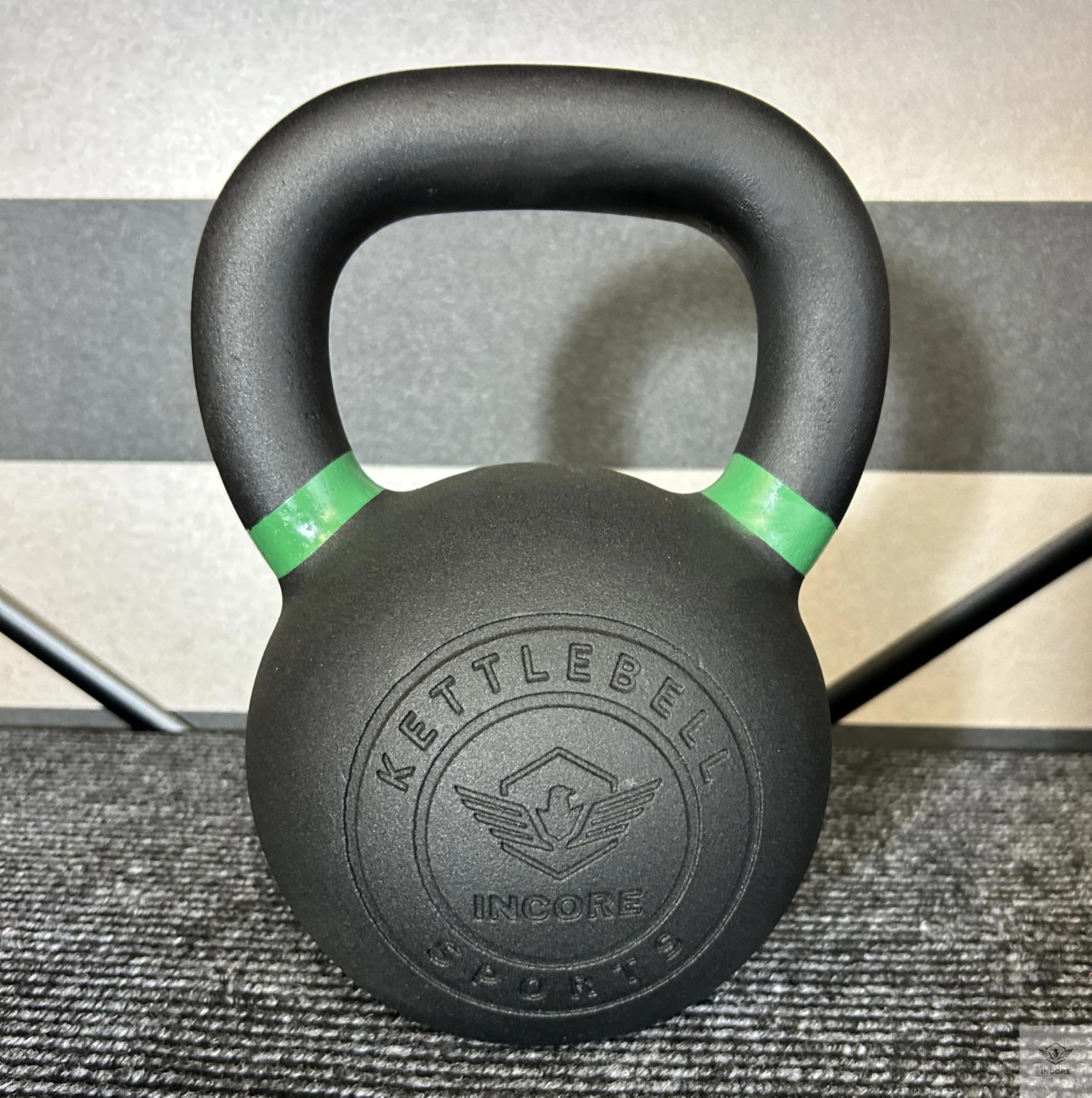 Kettlebell żeliwny hardstyle Incore Sports 22 kg