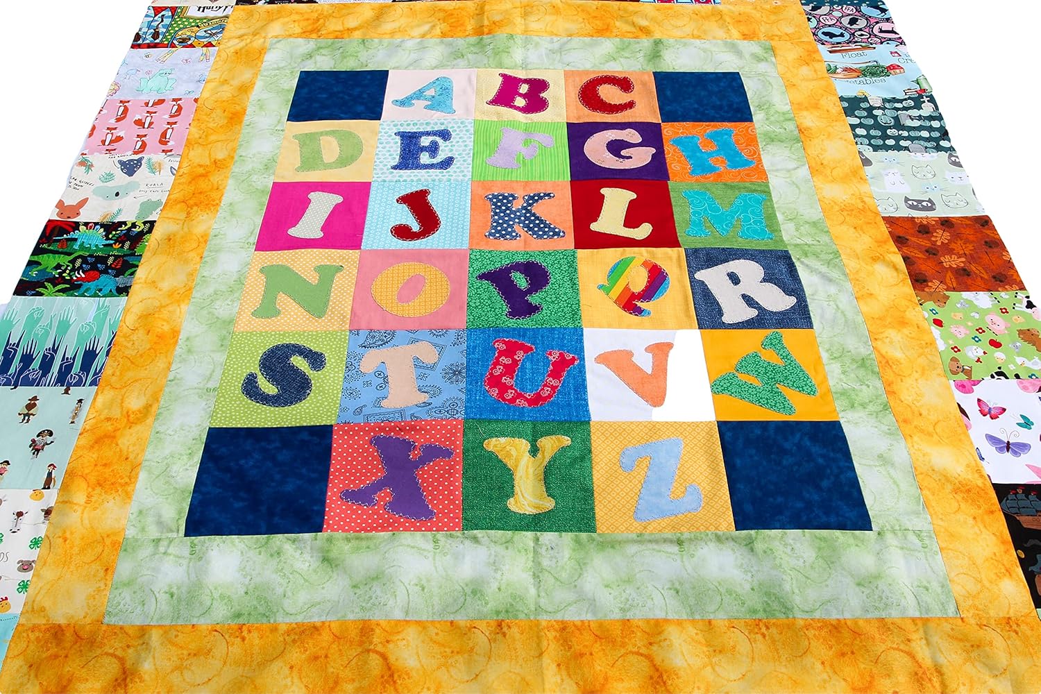 Alphabet Quilt Kit, Colorful Patchwork Design with A-Z Letters, Sewing Kit (Animals)