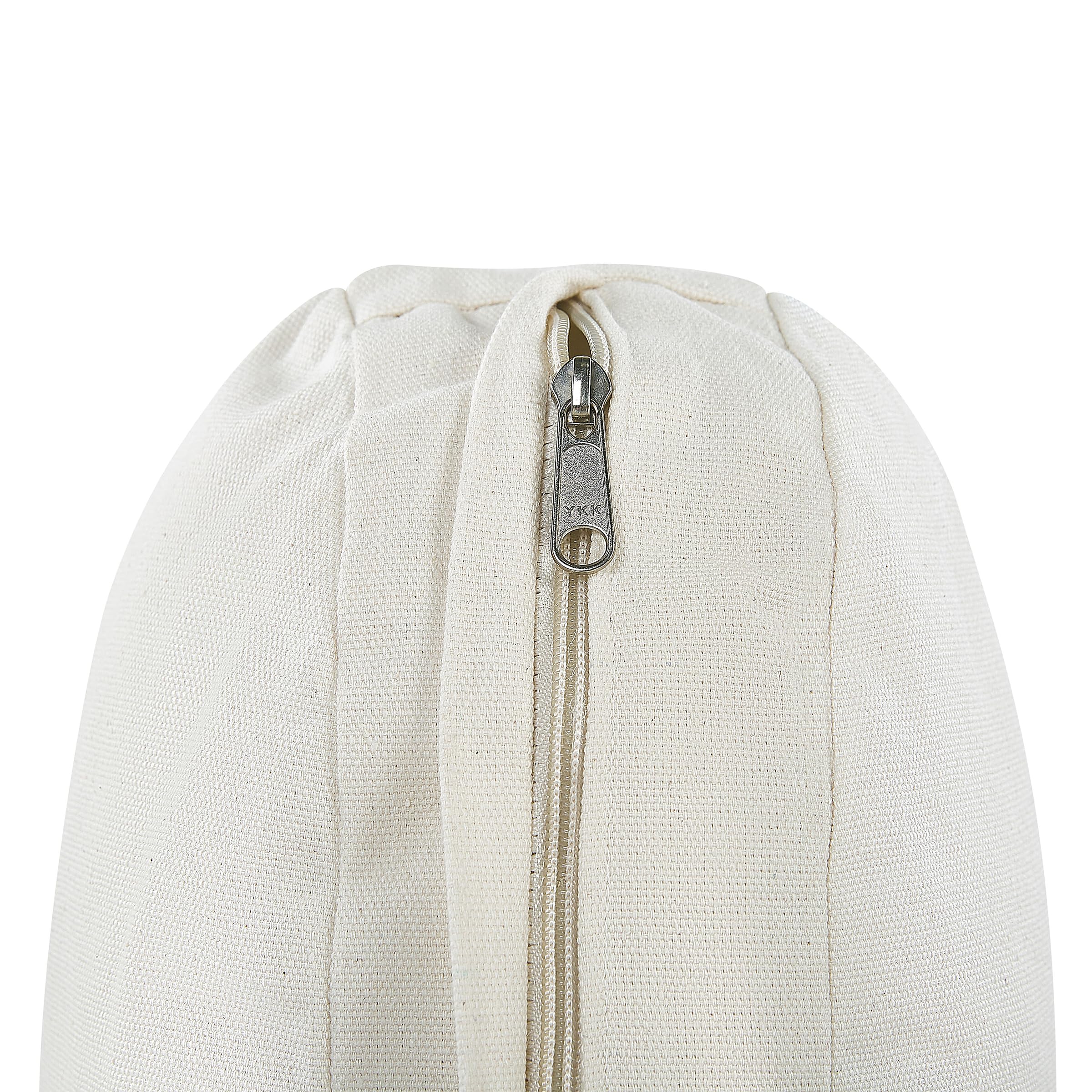 Poltrona da giardino in rattan naturale con cuscini in cotone bianco