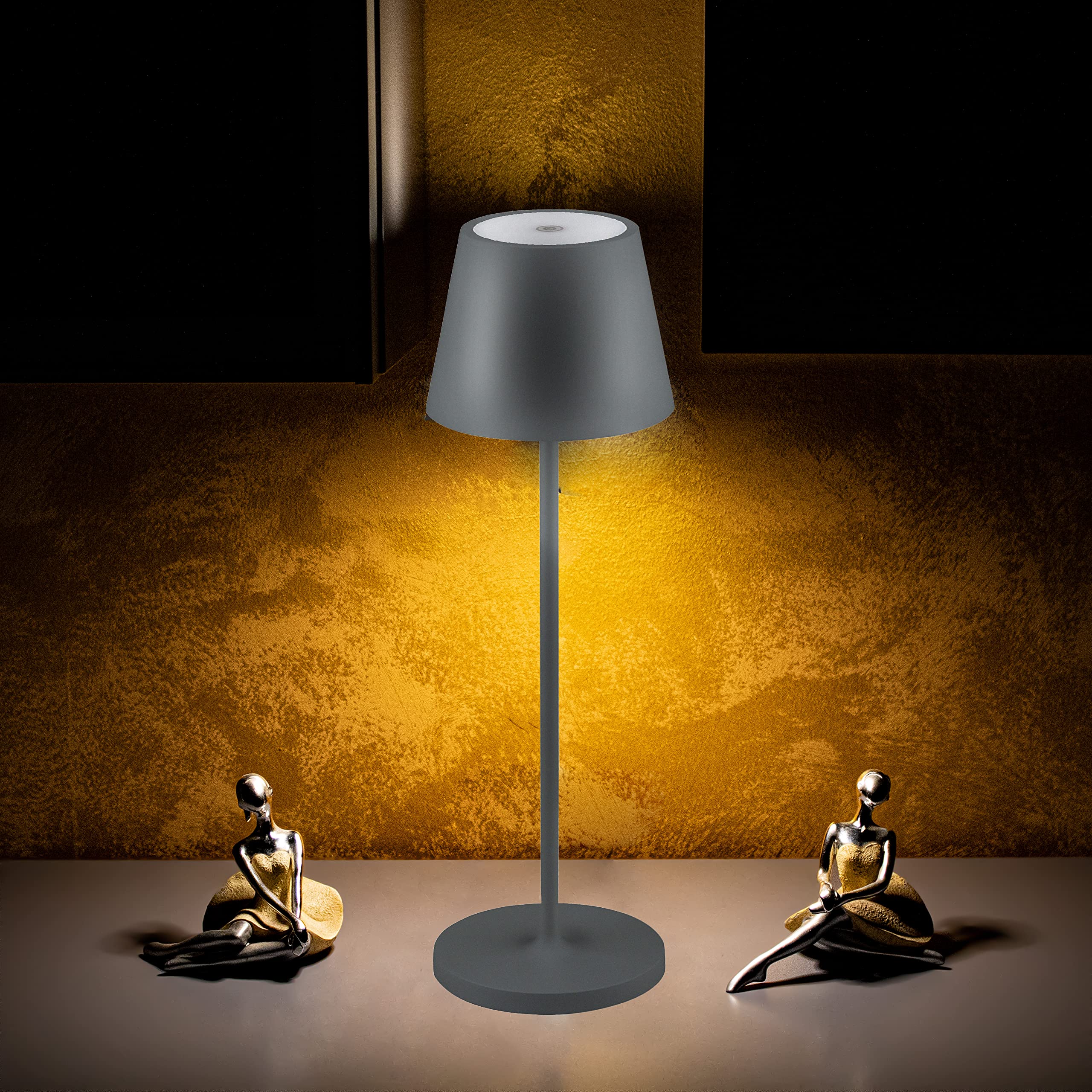 V-TAC Lampada da Tavolo senza Fili LED Dimmerabile in Alluminio – Lampada Grigia Wireless per Uso Interno ed Esterno IP54 da Casa o Ristorante – Design Elegante – Luce Bianca Calda