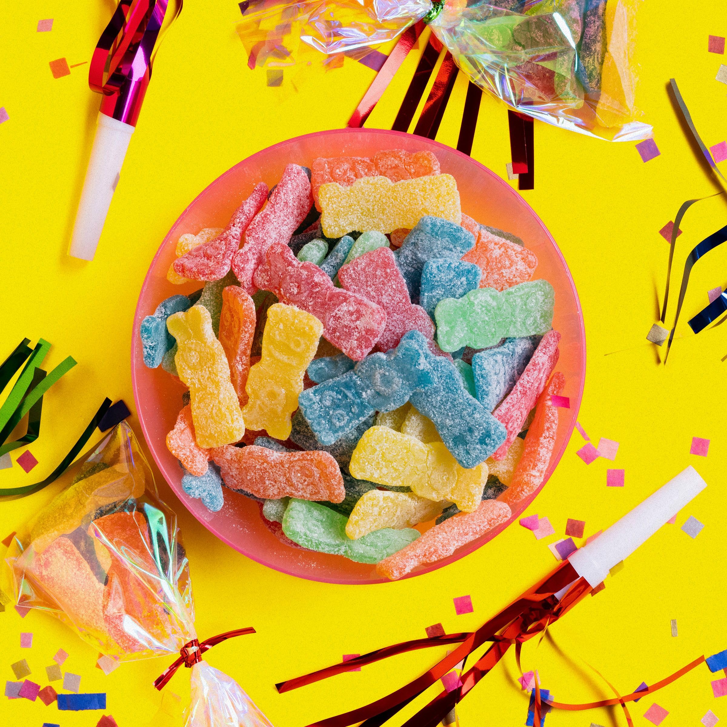 SOUR PATCH Kids 人形型ストレージバスケット Sour Patch Kids Candy Plush Clips — Piccolo Mondo Toys