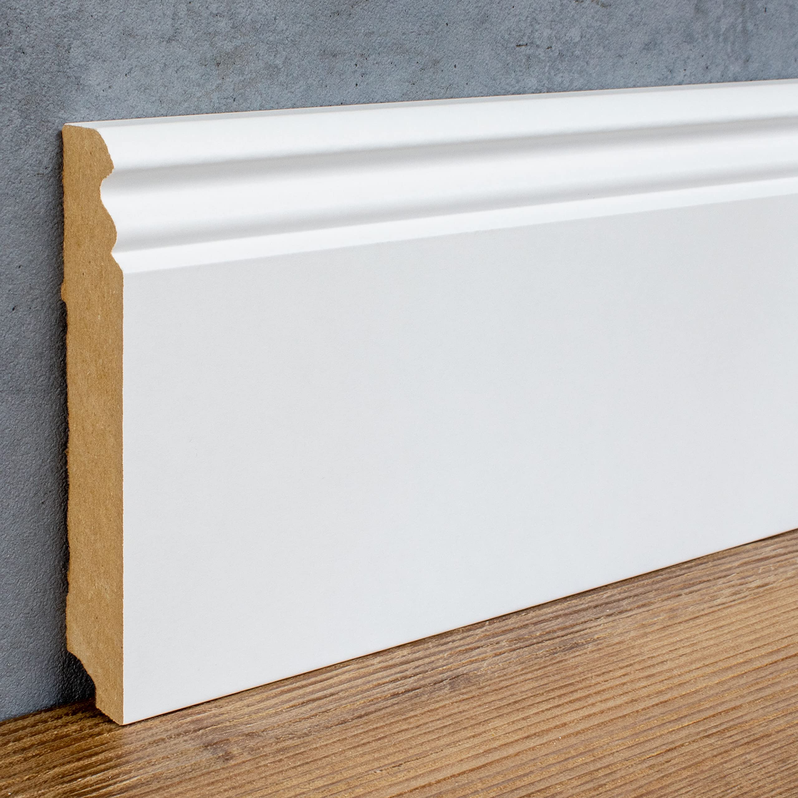 PROVISTON - Battiscopa con profilo di Berlino, 19 x 115 x 2500 mm, anima in MDF laminato, bianco, da incollare, viti e chiodi, stile classico, 25 metri, 10 pezzi