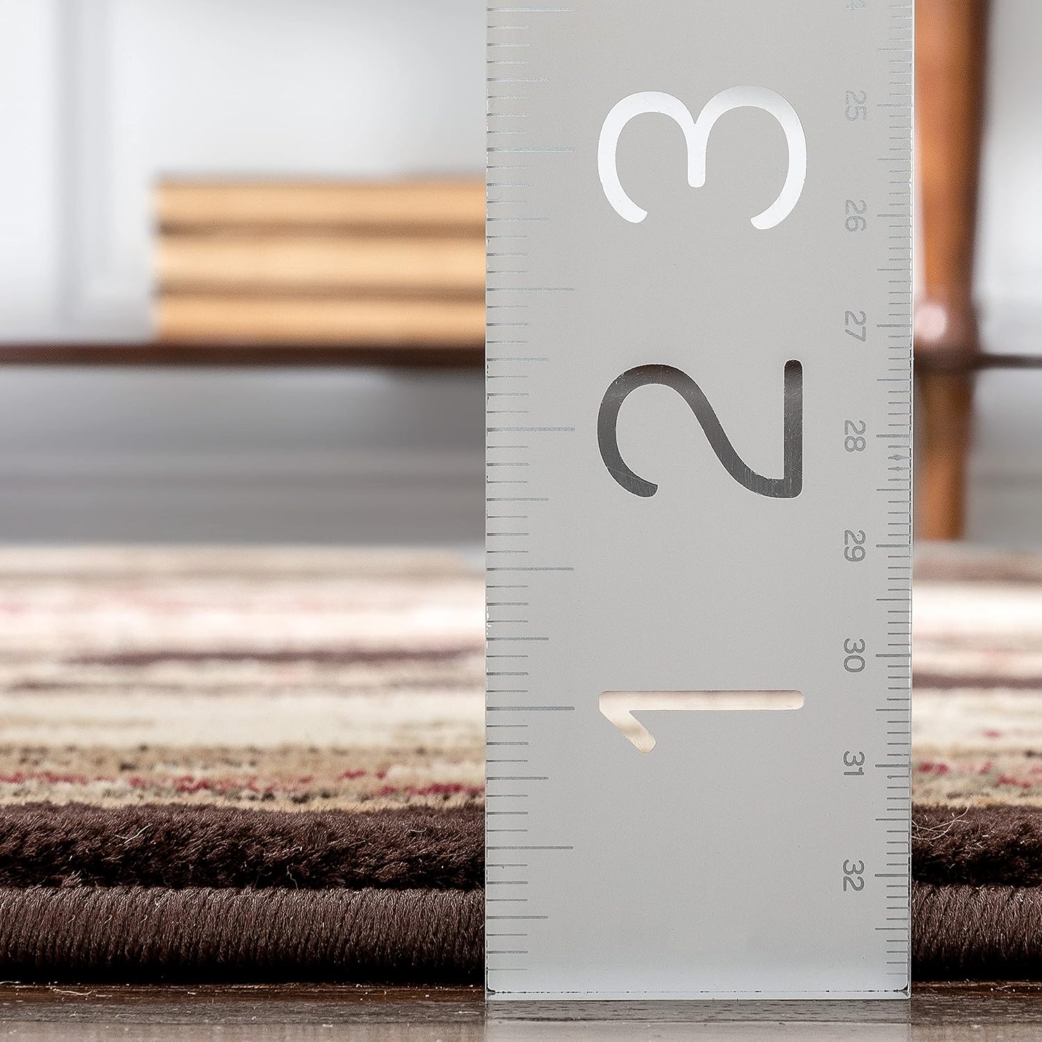 Ivory Elegance 5' x 7' Easy-Care Stain-Resistant Area Rug