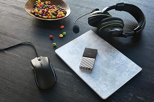 Miniatura 8 de WD Unidad portátil externa My Passport SSD de 2 TB, USB 3.1, hasta 540 MBs - WDBKVX0020PSL-WESN