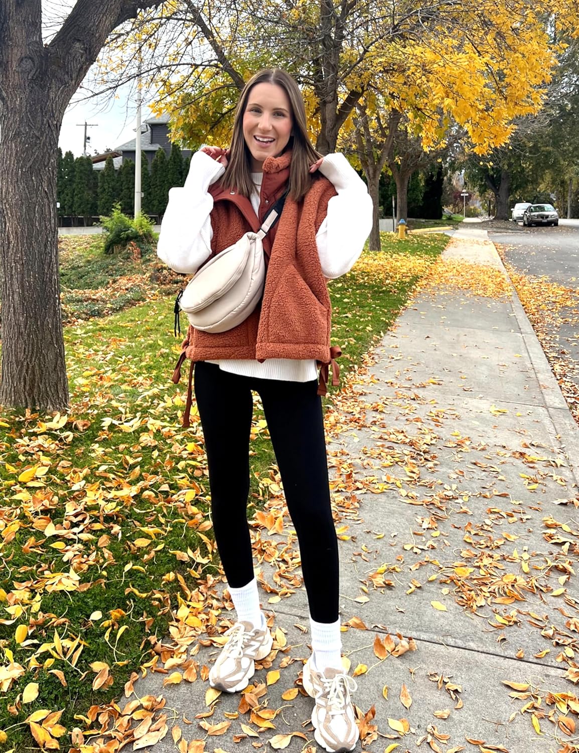 APAFES Women Oversized Fleece Vest Winter Warm Stand Collar Flysleeve Fuzzy Jackets Outerwear Coat with Pockets - Image 2