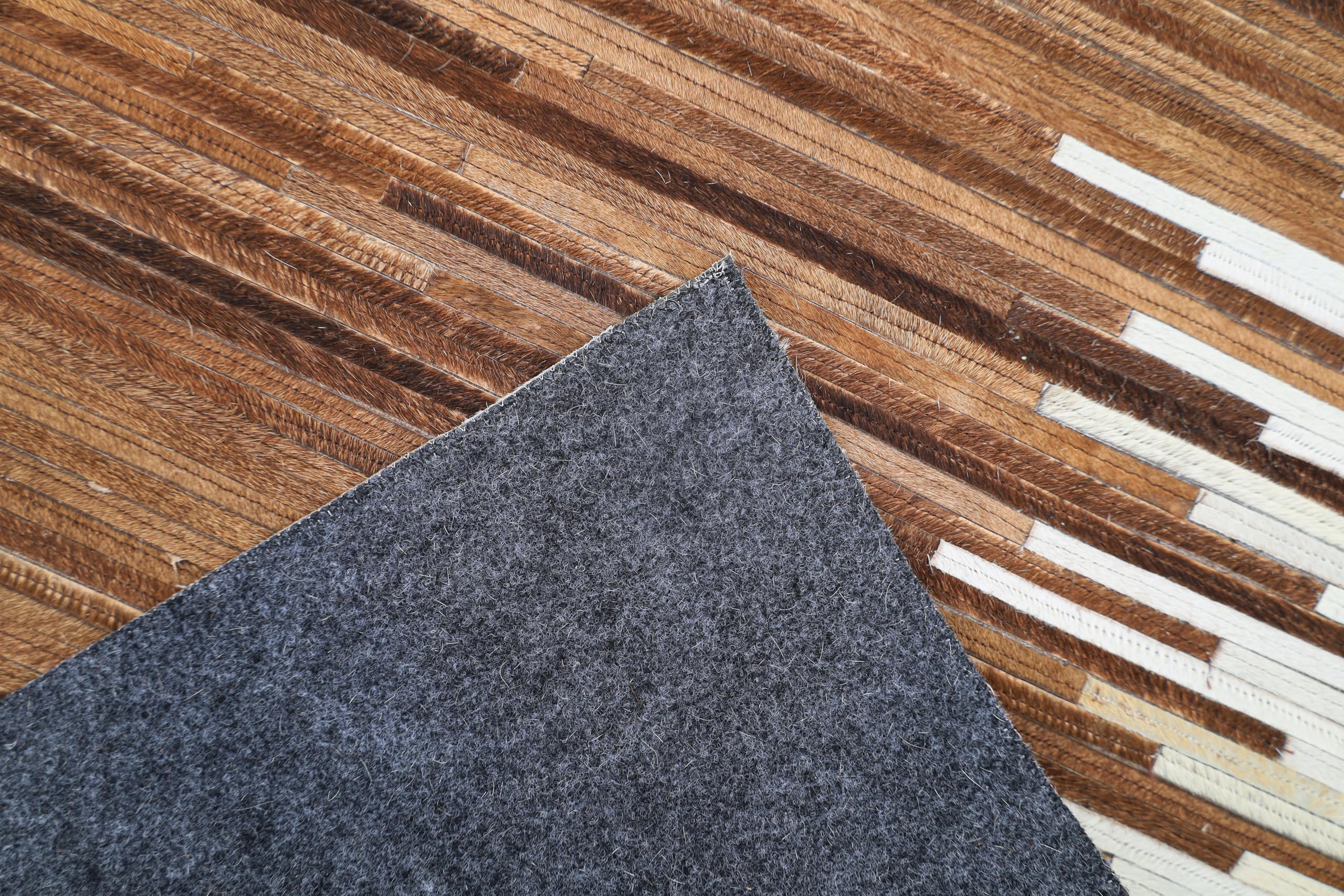 MY-RUG Fellteppich 80x150cm aus echtem Kuhfell - Rindlederteppich Braun