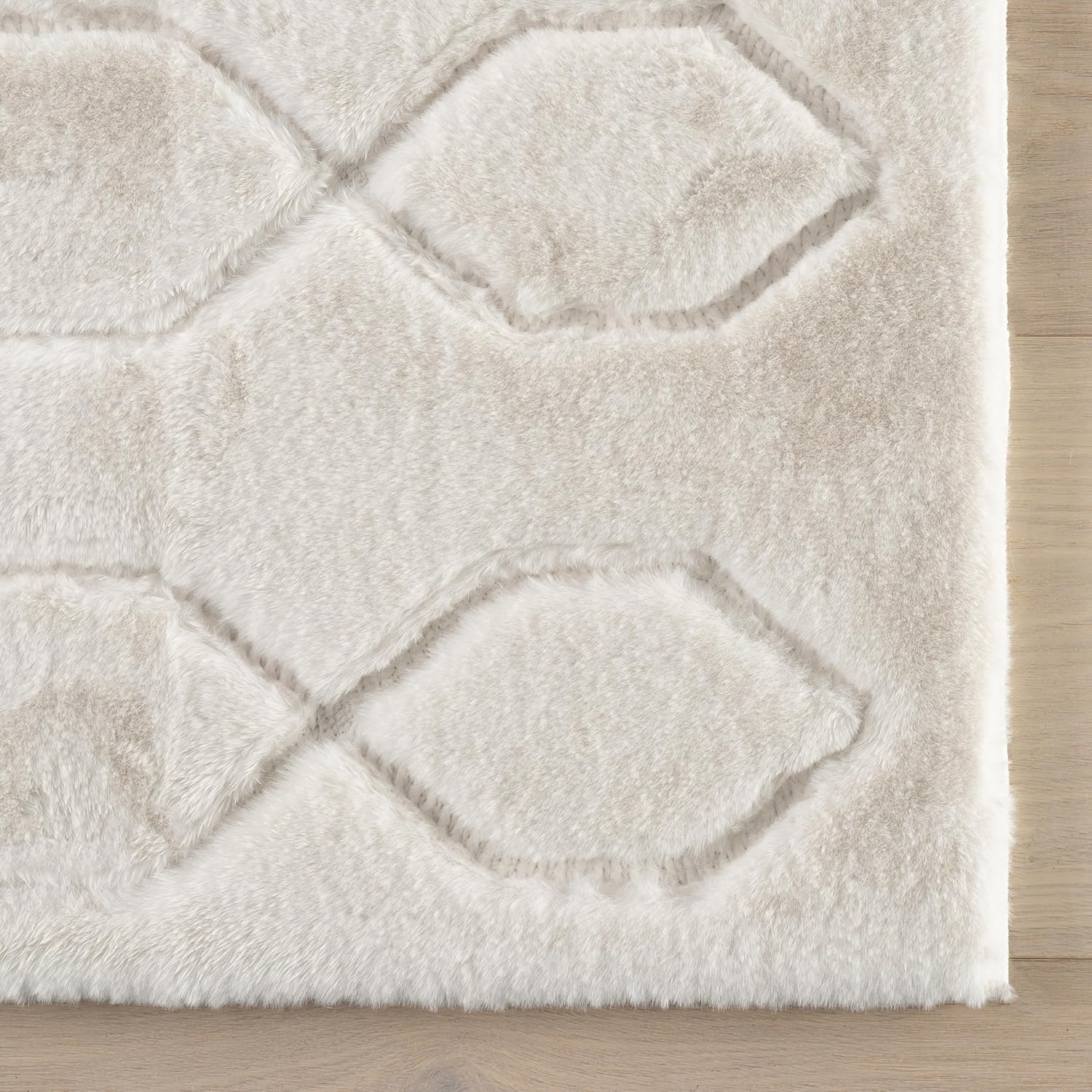 Rugs USA x Padma Lakshmi Rythymn Diamond Plush Cloud Washable Rug, 8x10, Off White