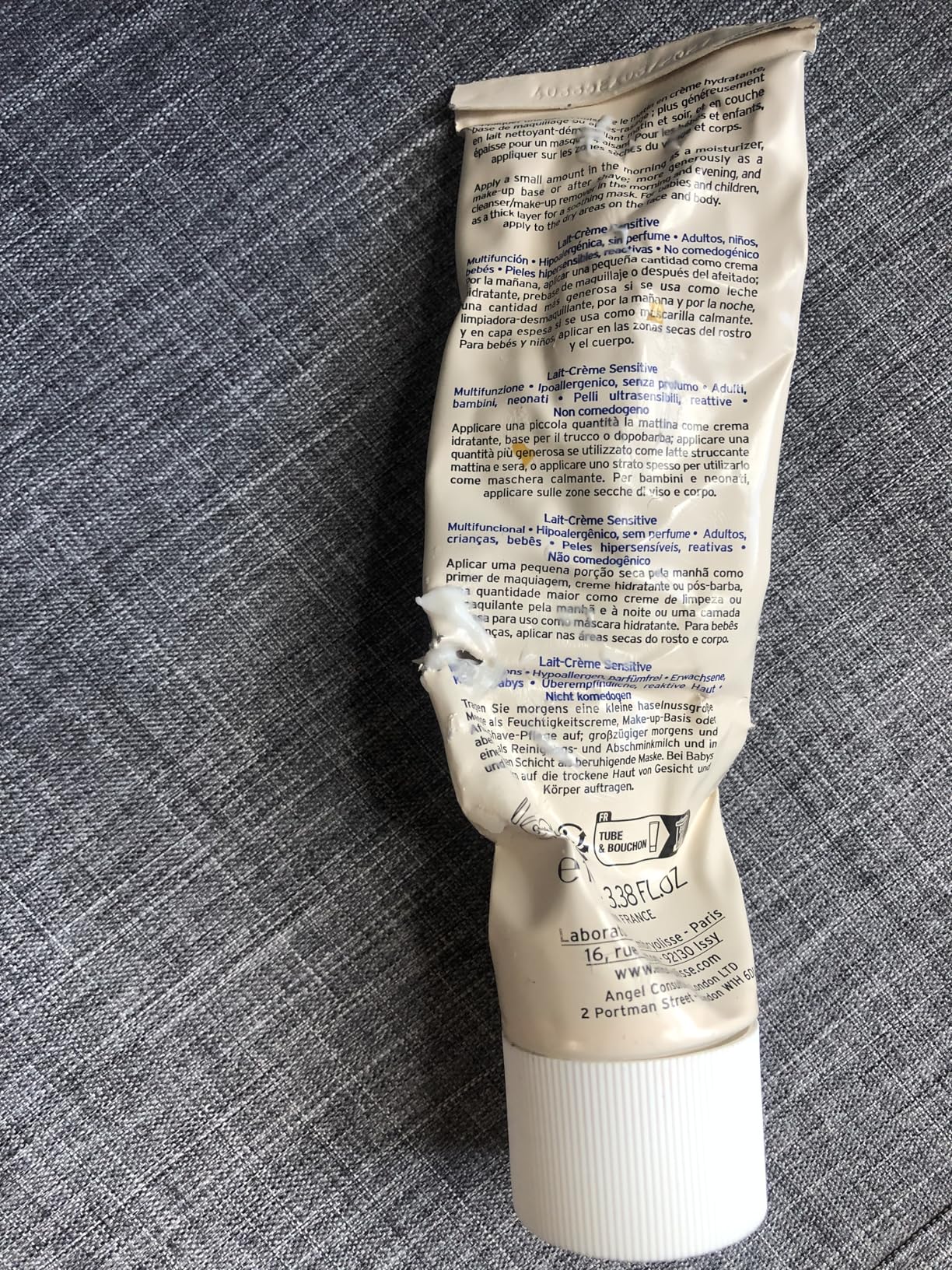 Embryolisse Lait Creme Concentre Sensitive Face Moisturizer and Makeup Primer, Hypoallergenic Fragrance-Free Face Cream with Aloe Vera and Shea Butter