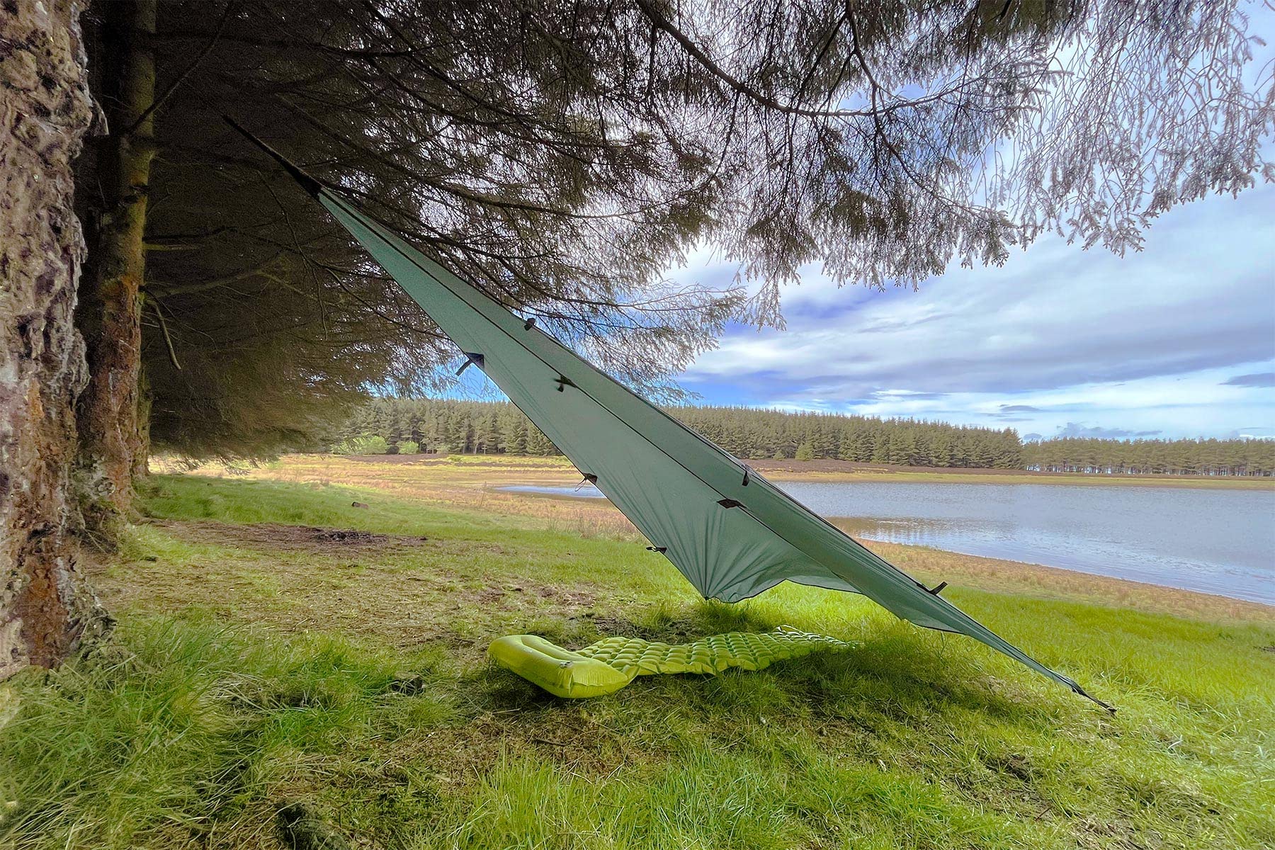 DD Hammocks - DD SuperLight Bikepacker plandeka – ultralekka 1-osobowa kompaktowa osłona survivalowa do pakowania roweru i przygody solo
