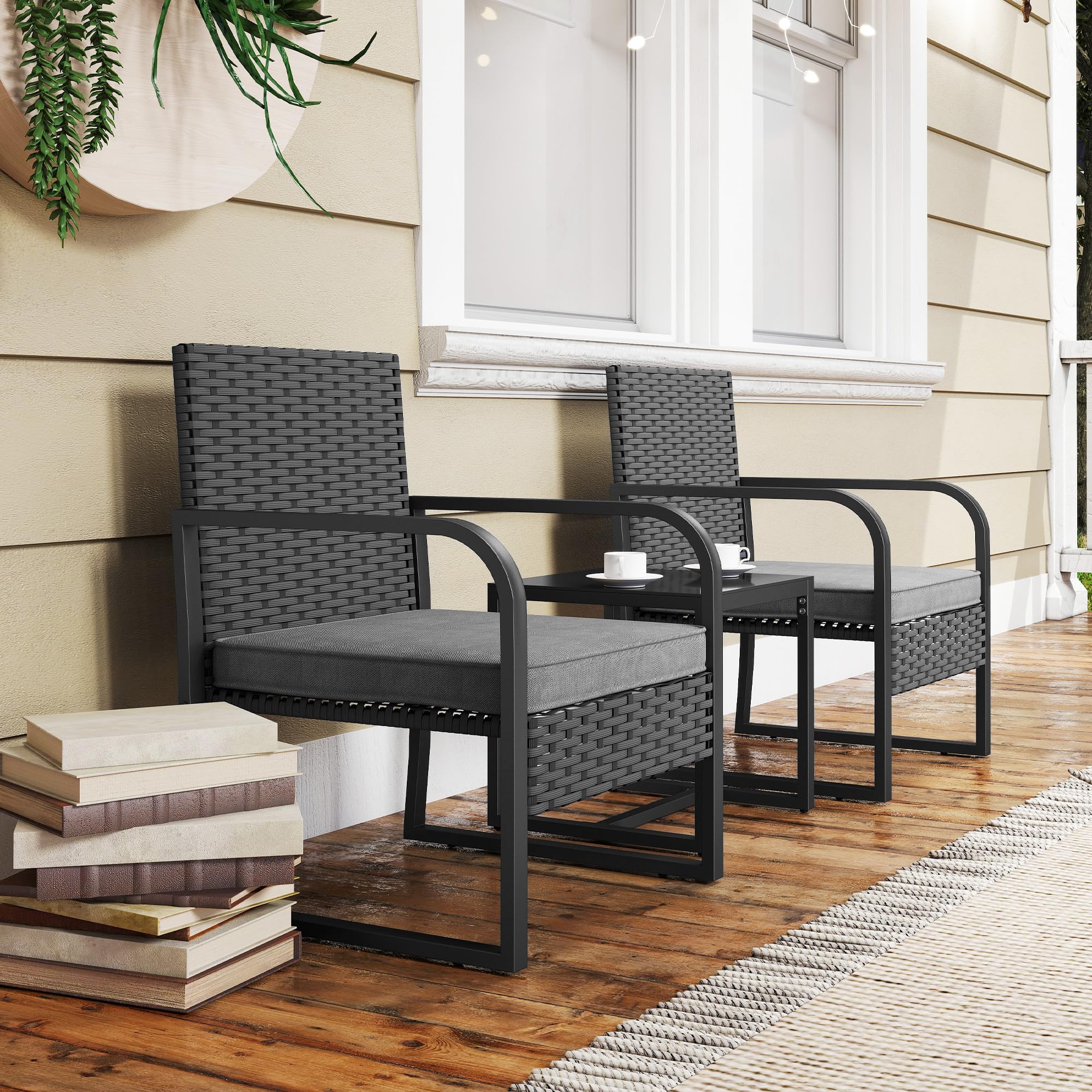 Outsunny Set da Giardino 3 Pezzi in Rattan PE e Acciaio, Set 2 Sedie con Cuscini Lavabili e Tavolino da Caffè con Piano in Vetro, Set di Mobili da Balcone, per Patio e Cortile, Grigio Scuro e Nero