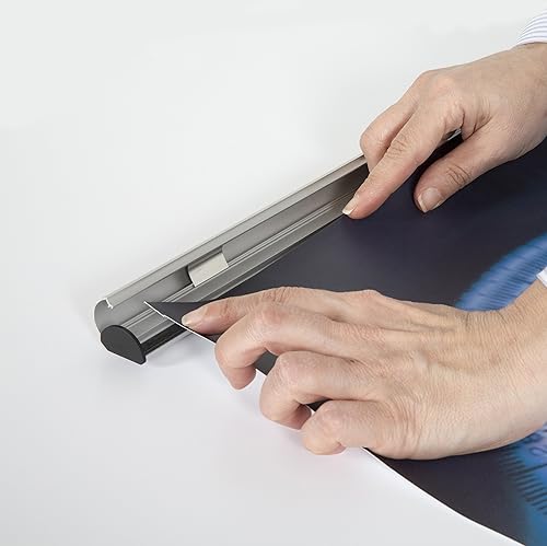 Vista 4 de Juego de póster de aluminio anodizado plateado (para póster de 72 pulgadas de ancho)