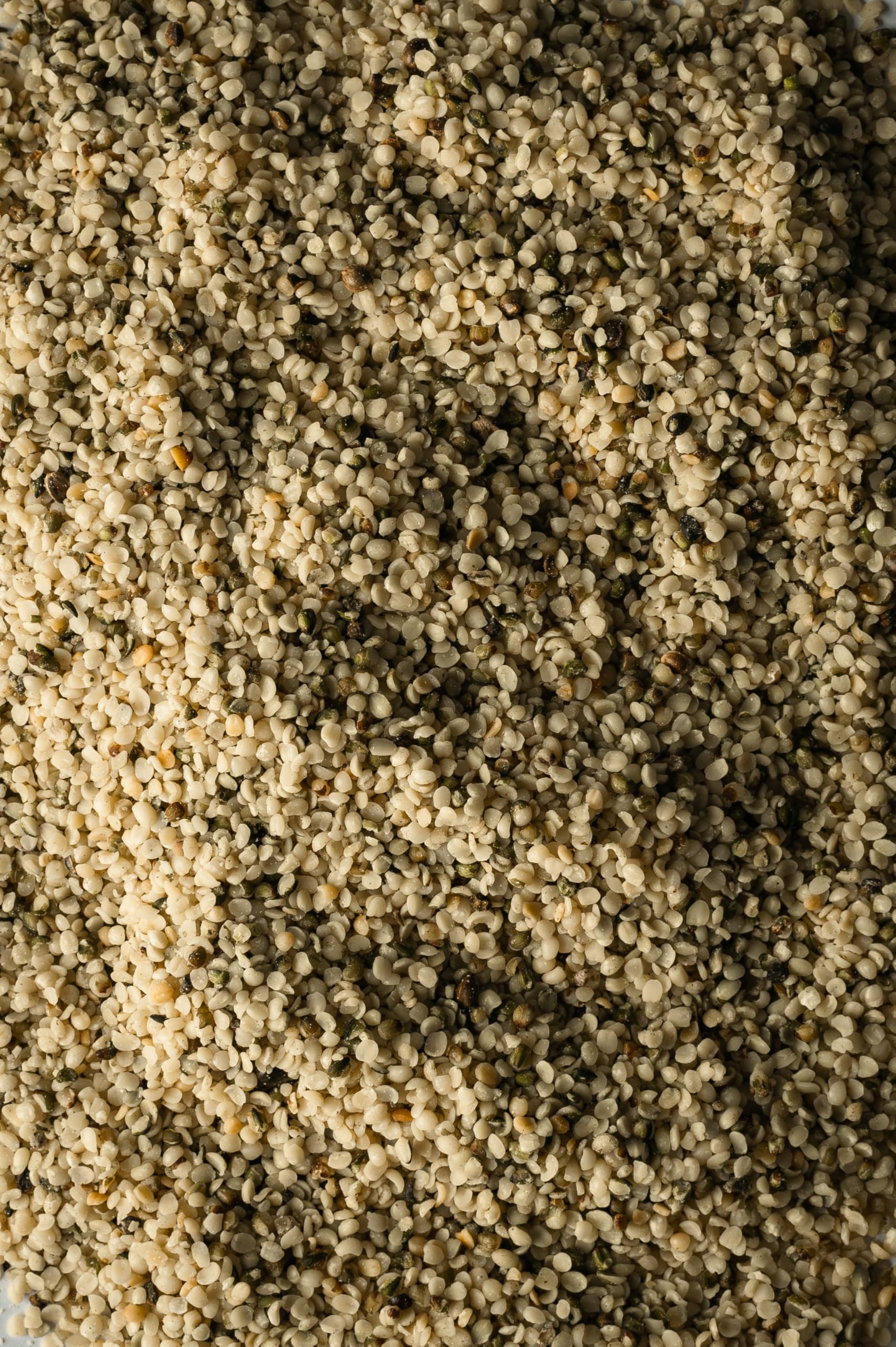 Biojoy Nasiona konopi BIO, łuskane, całe i surowe, 1 kg | Z Chin, surowe, idealne do jedzenia, Cannabis sativa L.