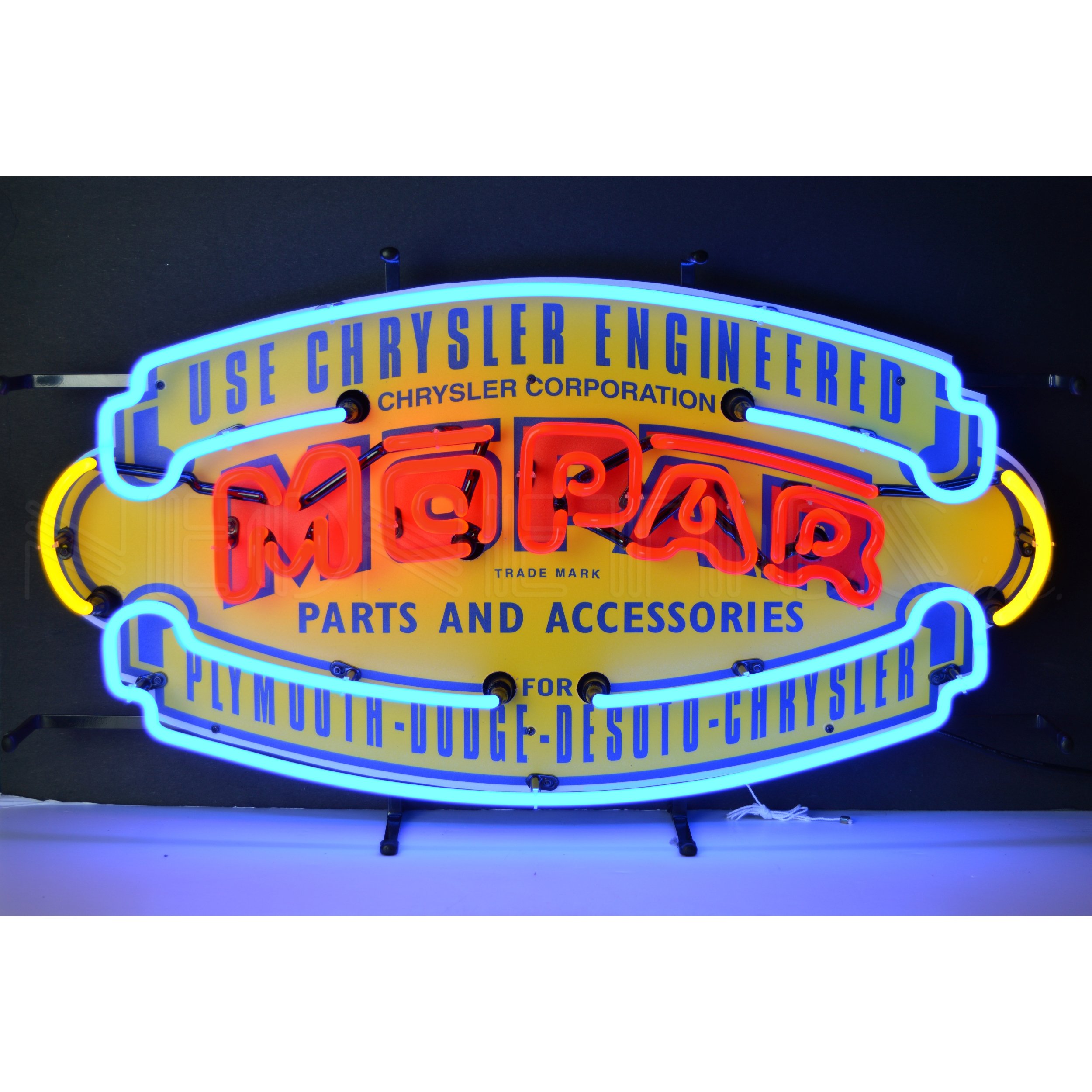 NEONETICS レトロなネオンカスタムアート Amazon.com: Neonetics Mopar Vintage RED Blue Yellow NEON Sign