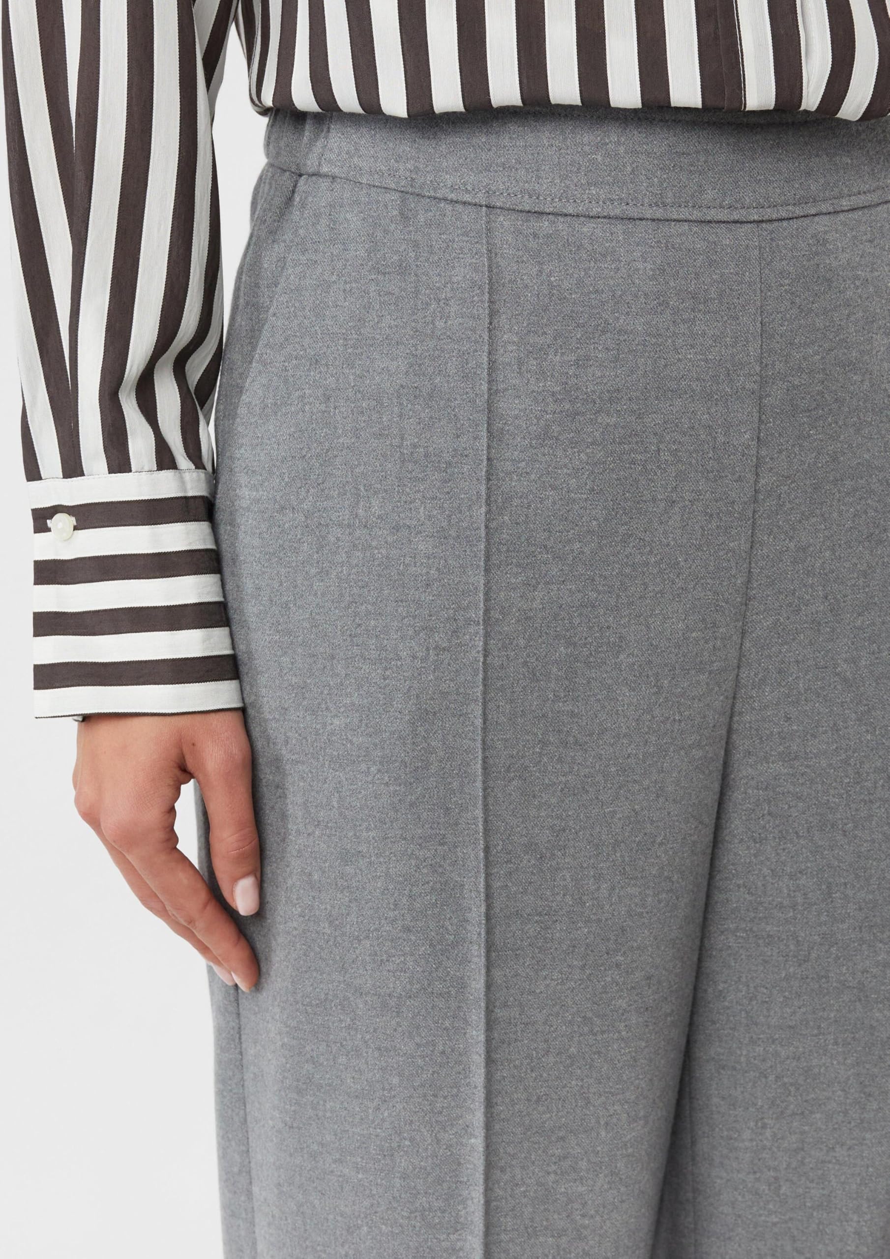 Comma Marlenehose aus weichem Flanell mit Elastikbund
