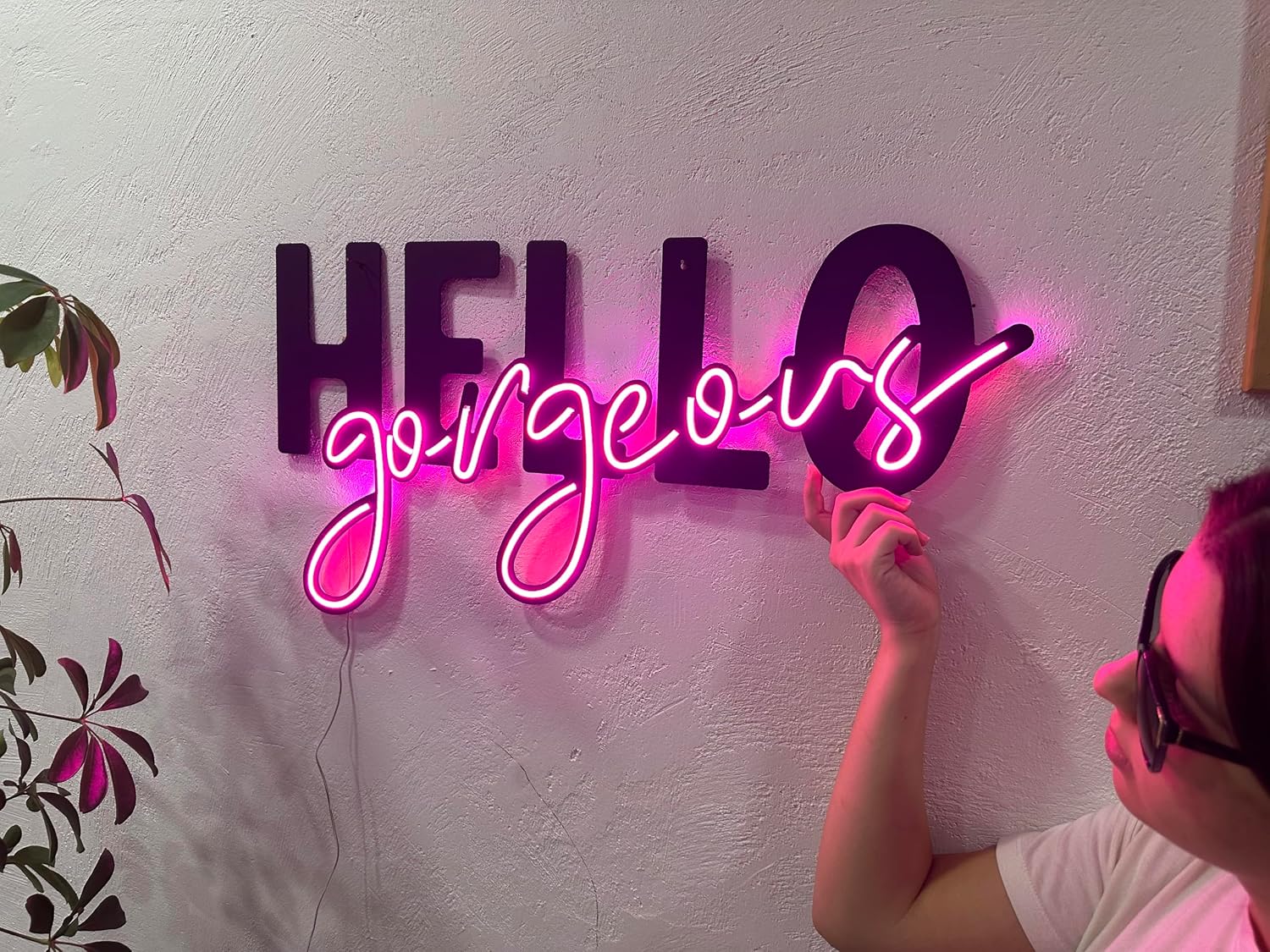 Hello Gorgeous Wall Sign, Neon Metal Wall Art, Neon Wall Decor, Neon Wall Sign, LED Light Decor, Home Office Cafe Bar Pub Wall Decor (Without Remote Control)
