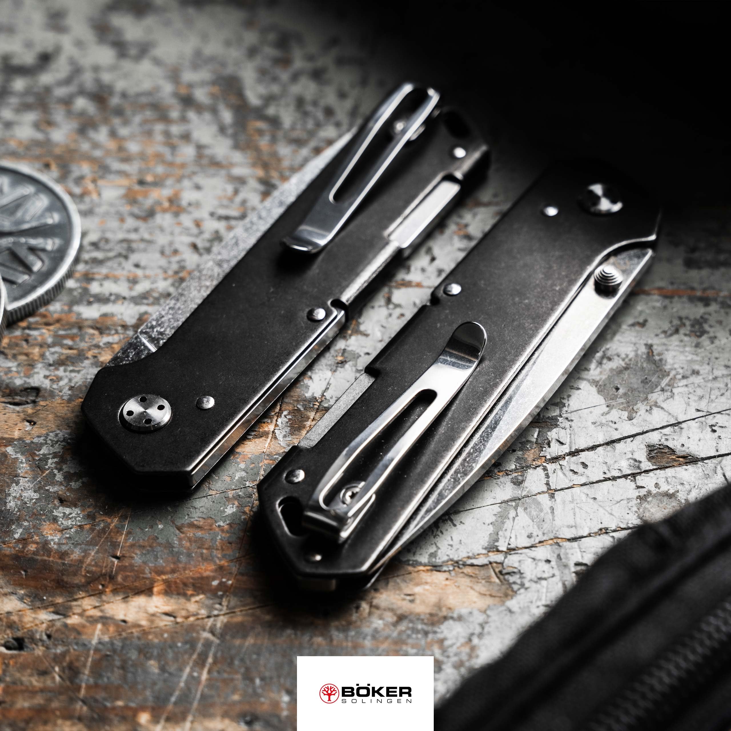 BÖKER SOLINGEN® Kihon Bifold 42a Klappmesser – Backlock Zweihand Messer mit Clip – EDC Taschenmesser mit 8,1 cm Droppoint MagnaCut Klinge – flaches Vollmetal Taschenmesser – Made in Germany