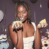 Vista 20 de Le Monde Gourmand Fraise Fouettée Eau de Parfum - 1 fl oz (1.0 fl oz) - Notas de perfume de vainilla, fresa, azúcar