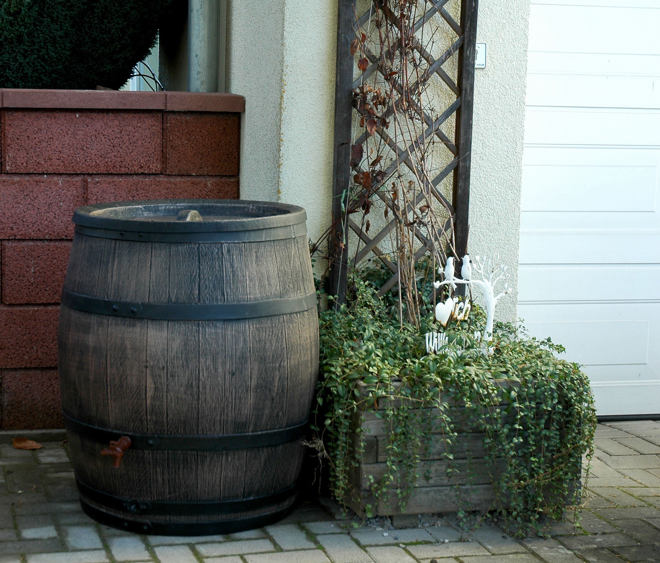YERD Regenfass Set Tonne Sockel/Untergestell 50 Liter