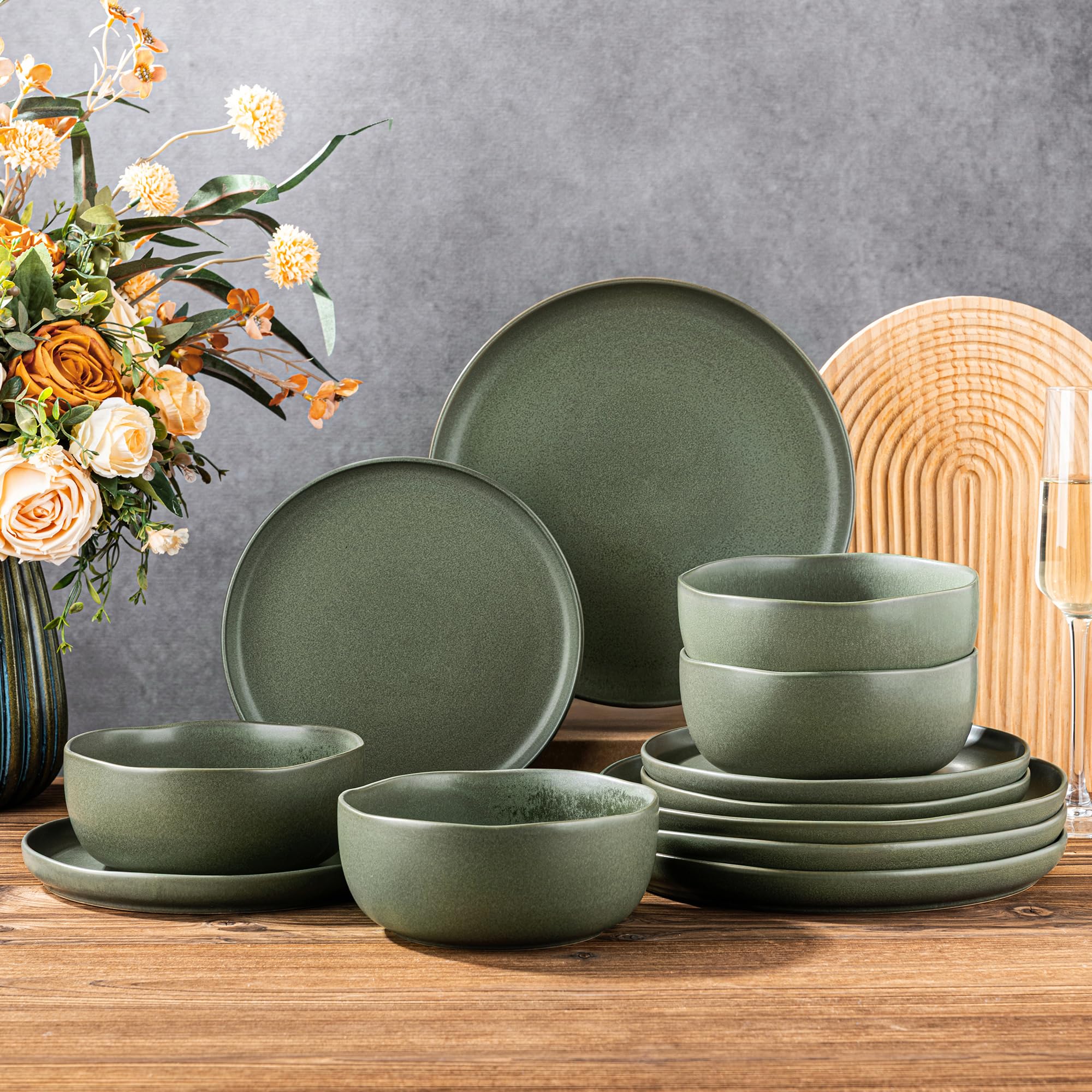 AmorArc Wavy Rim Stoneware Set