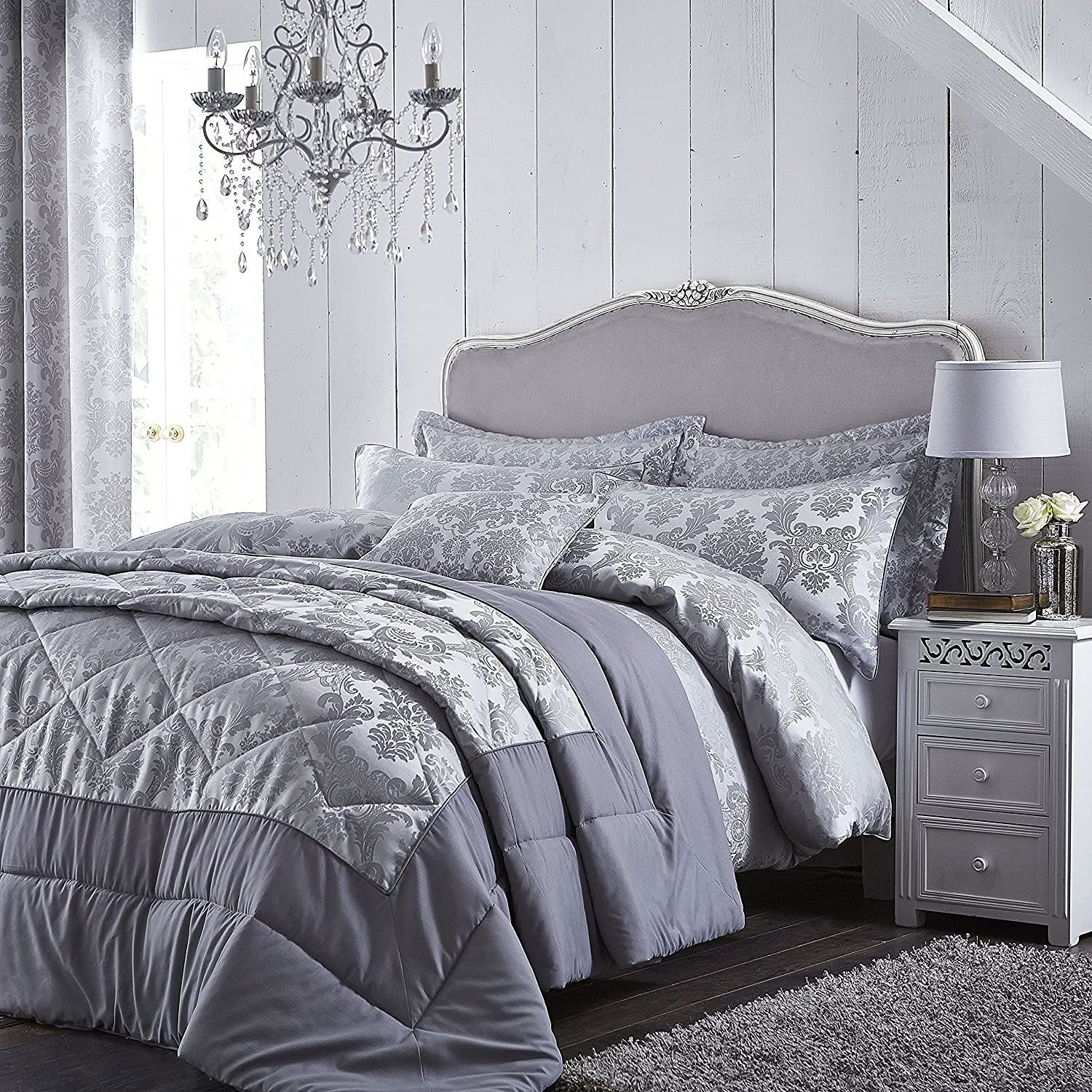 B&Q -  Bedding Damask Jacquard Duvet Cover Set With Pillowcases Silver Grey